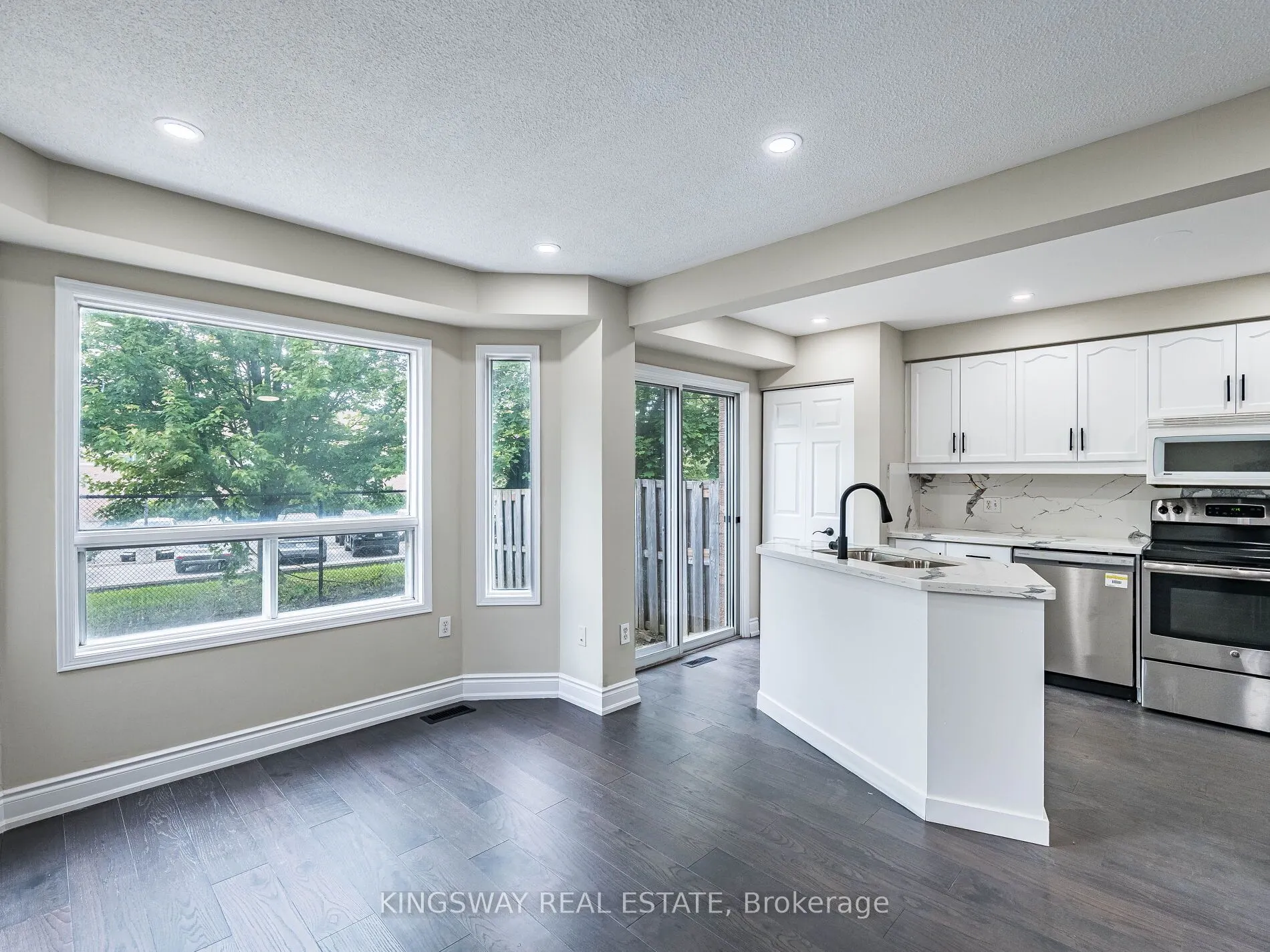 1240 Westview Terrace, #69