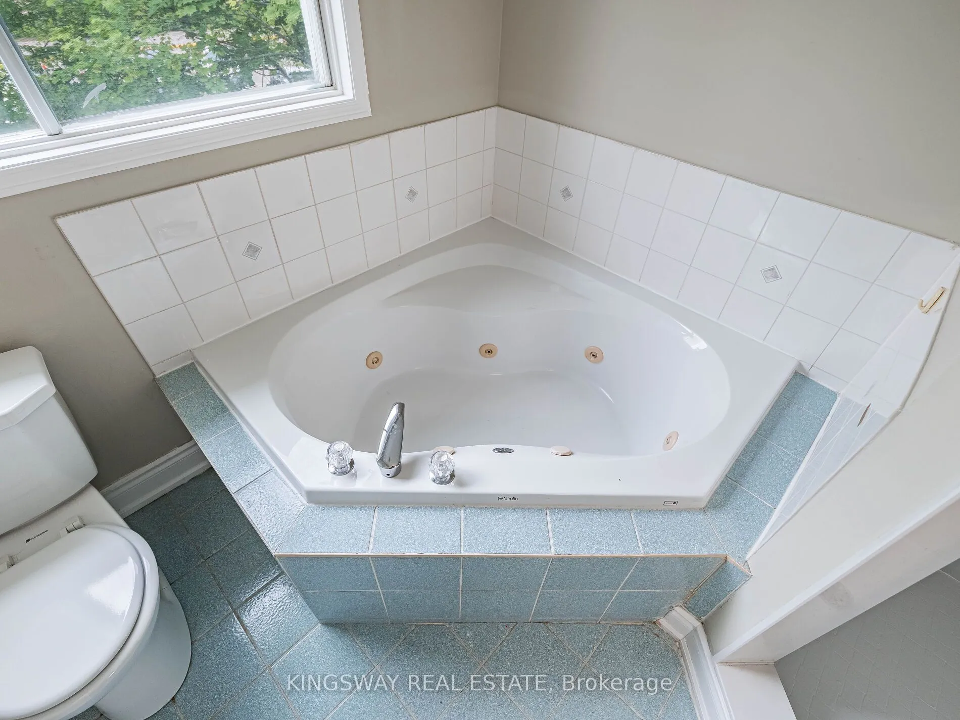 1240 Westview Terrace, #69