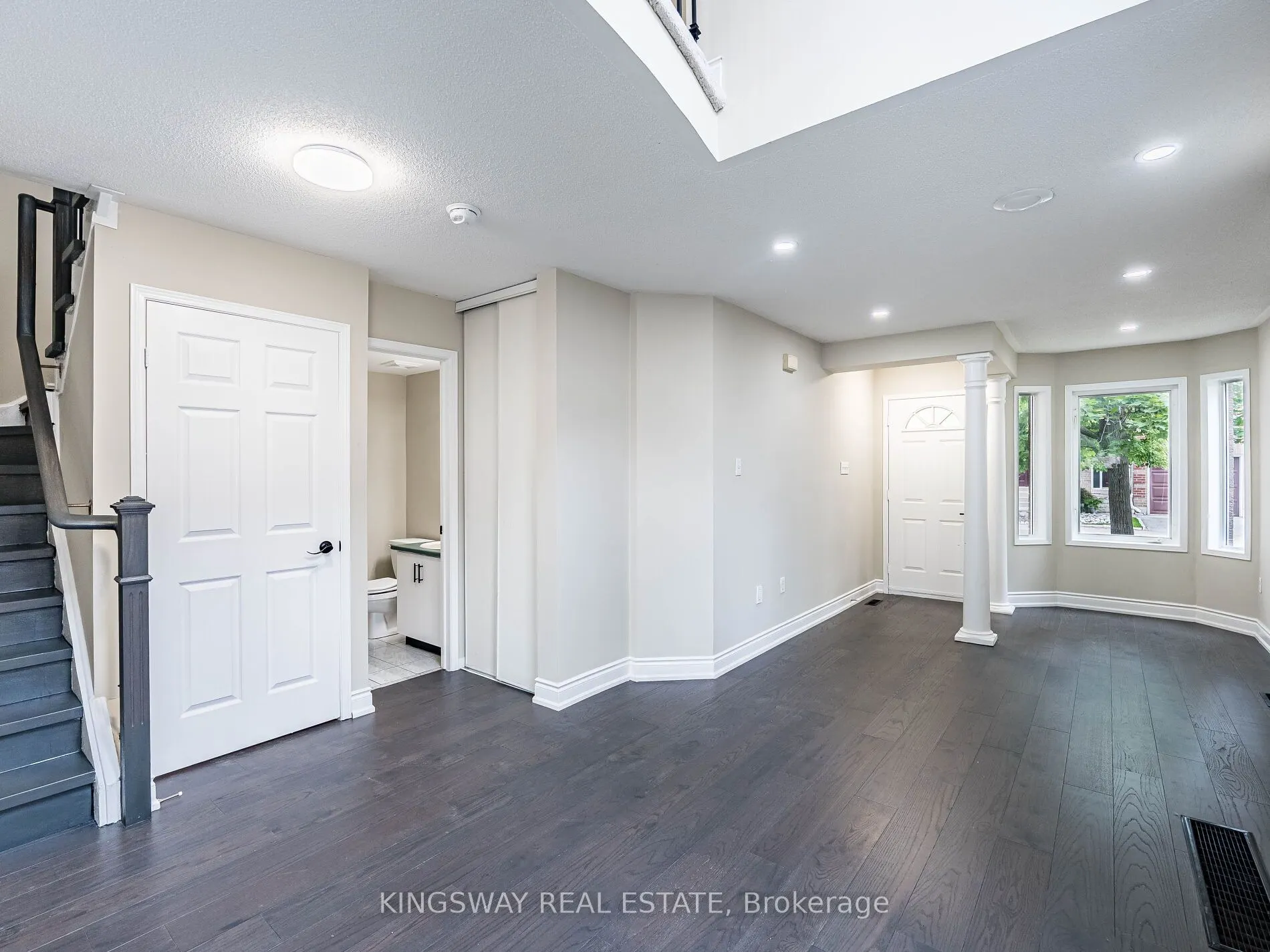 1240 Westview Terrace, #69