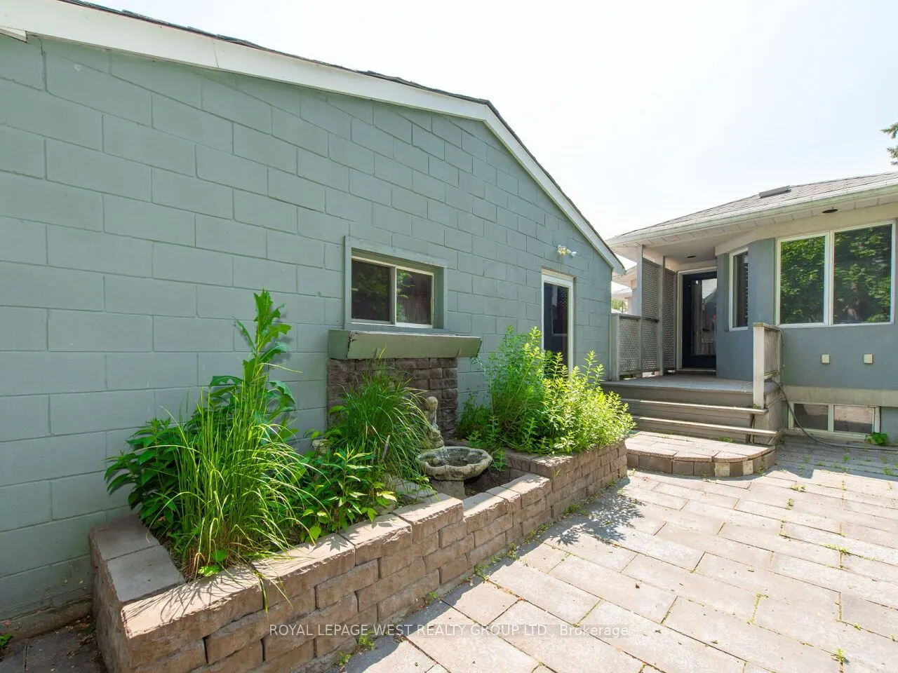 42 Tilden Crescent N
