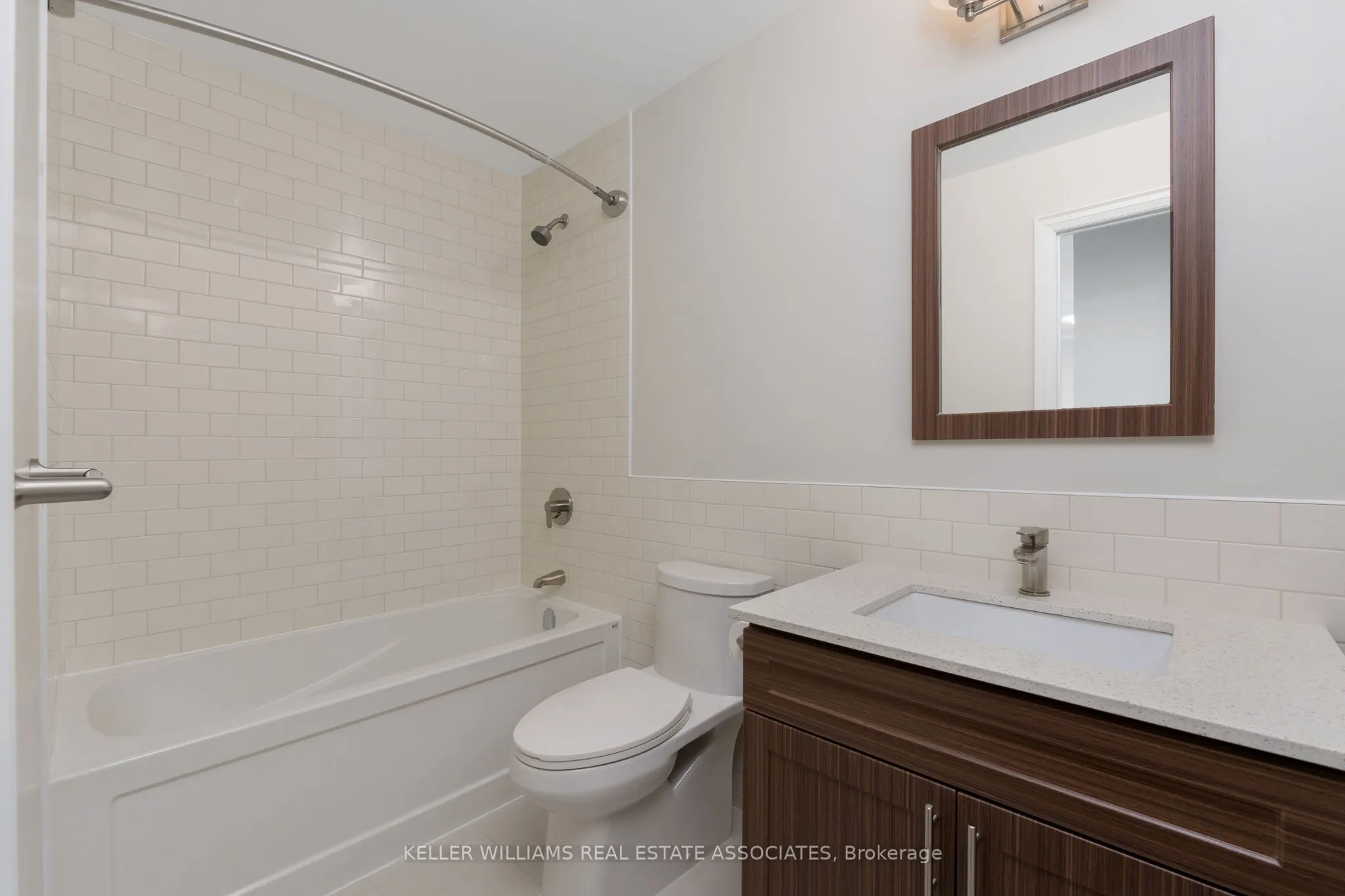 50 Hall Road, #403