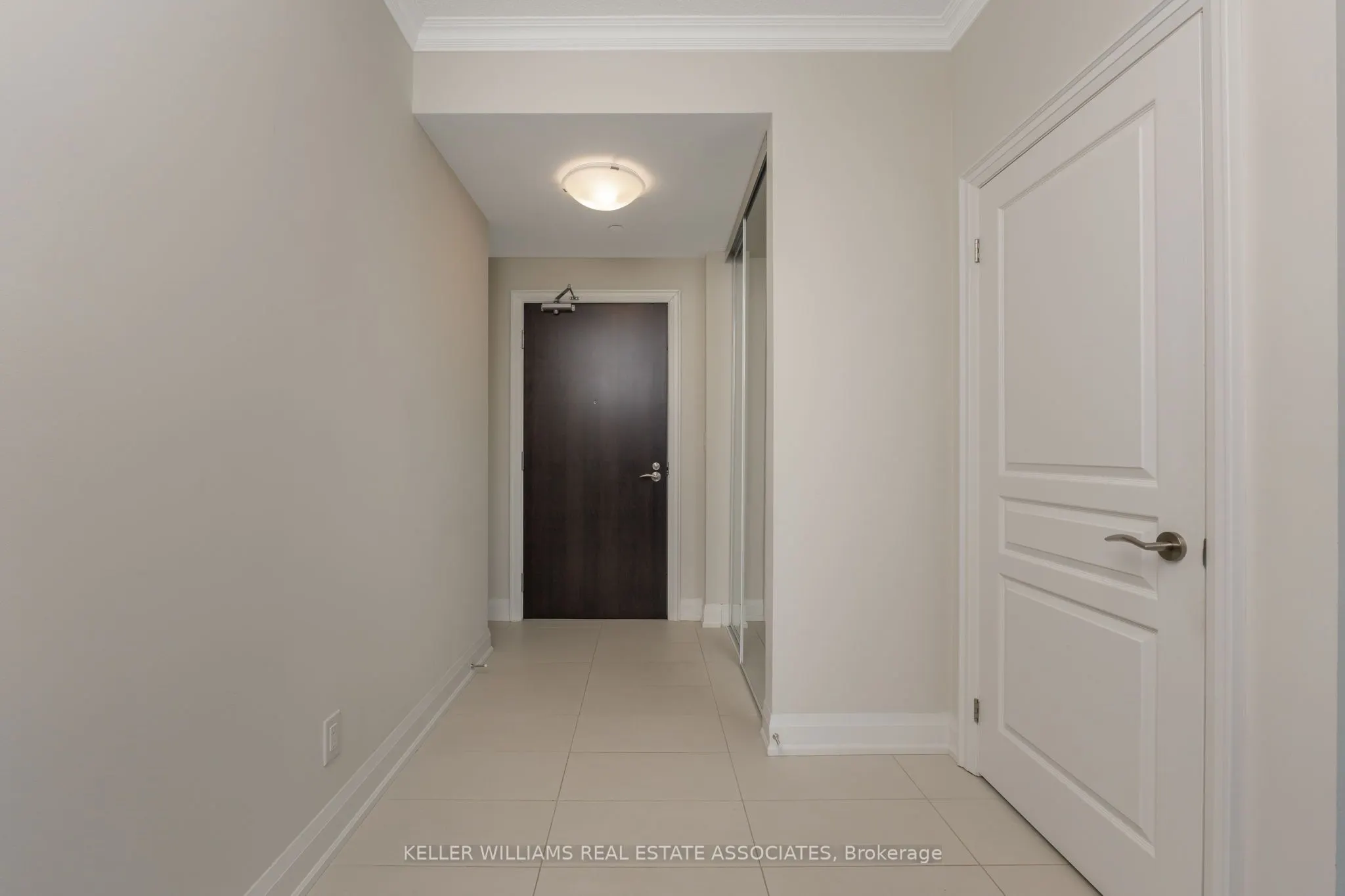 50 Hall Road, #403