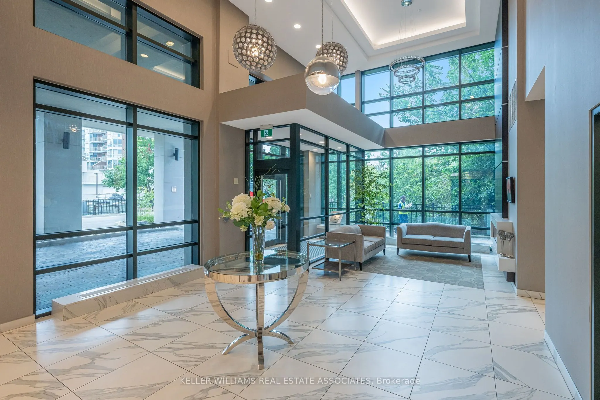 50 Hall Road, #403