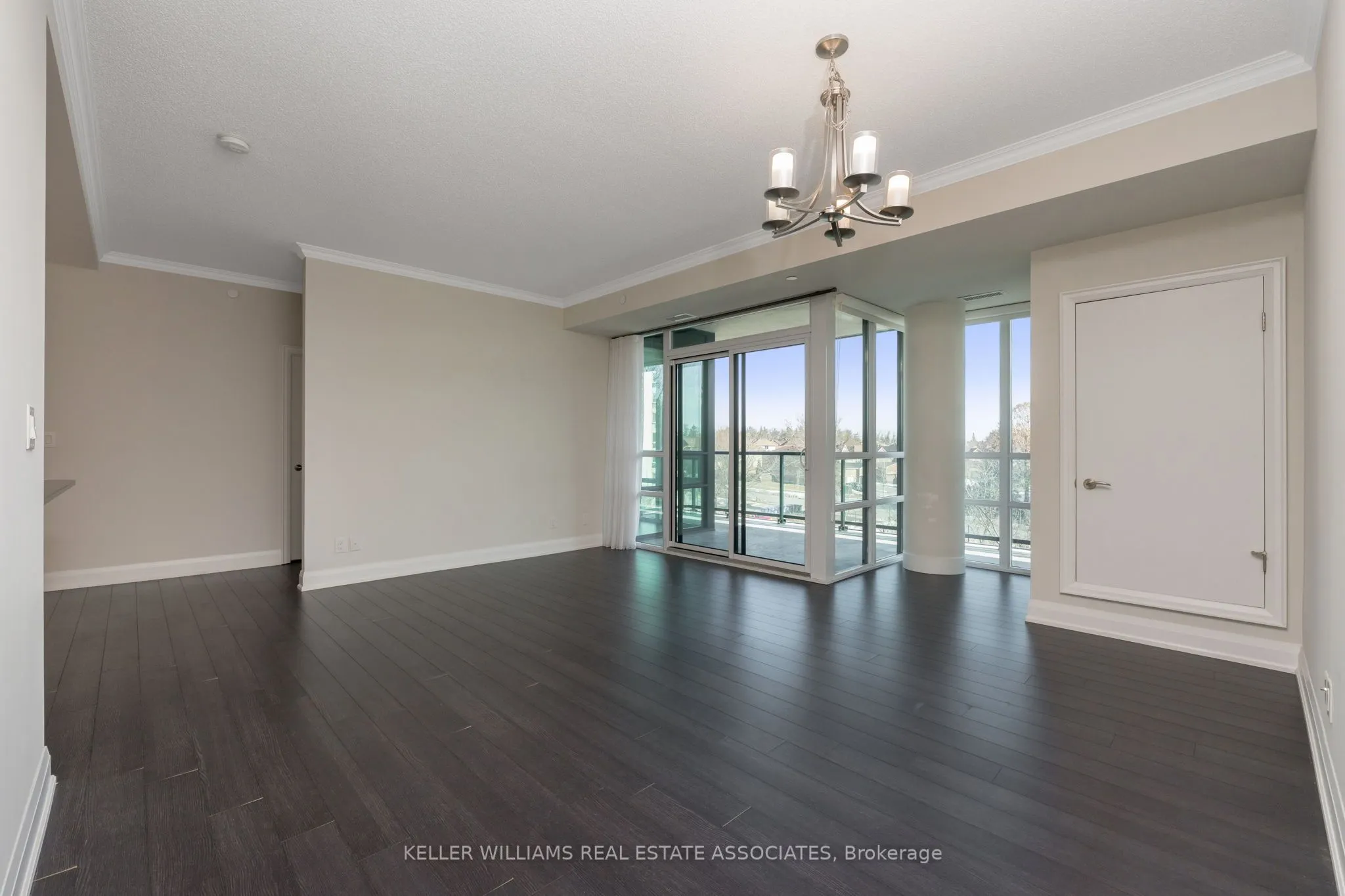 50 Hall Road, #403
