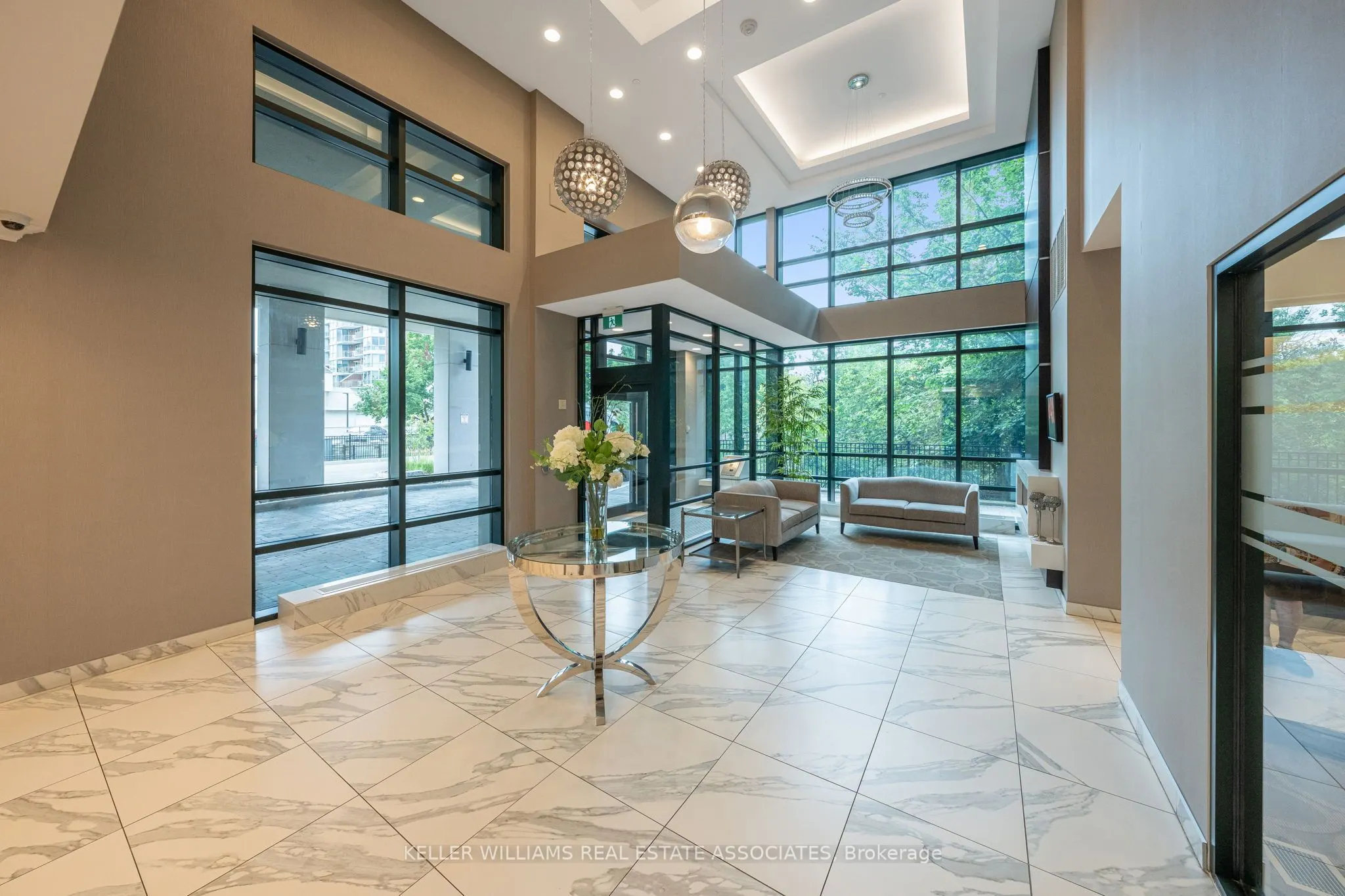 50 Hall Road, #403