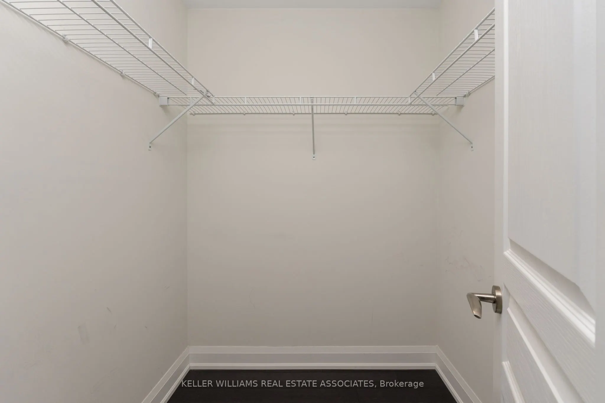 50 Hall Road, #403