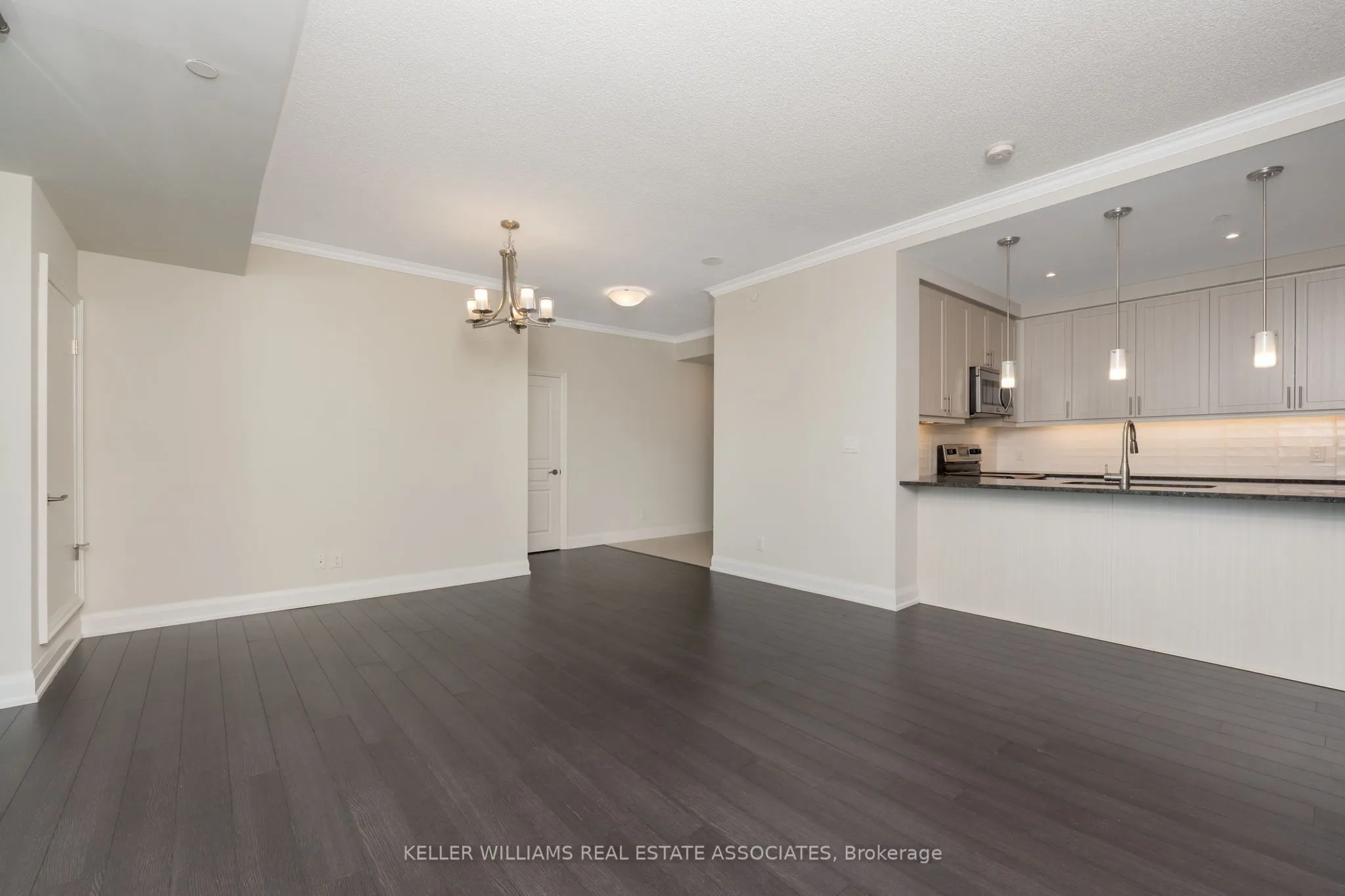 50 Hall Road, #403