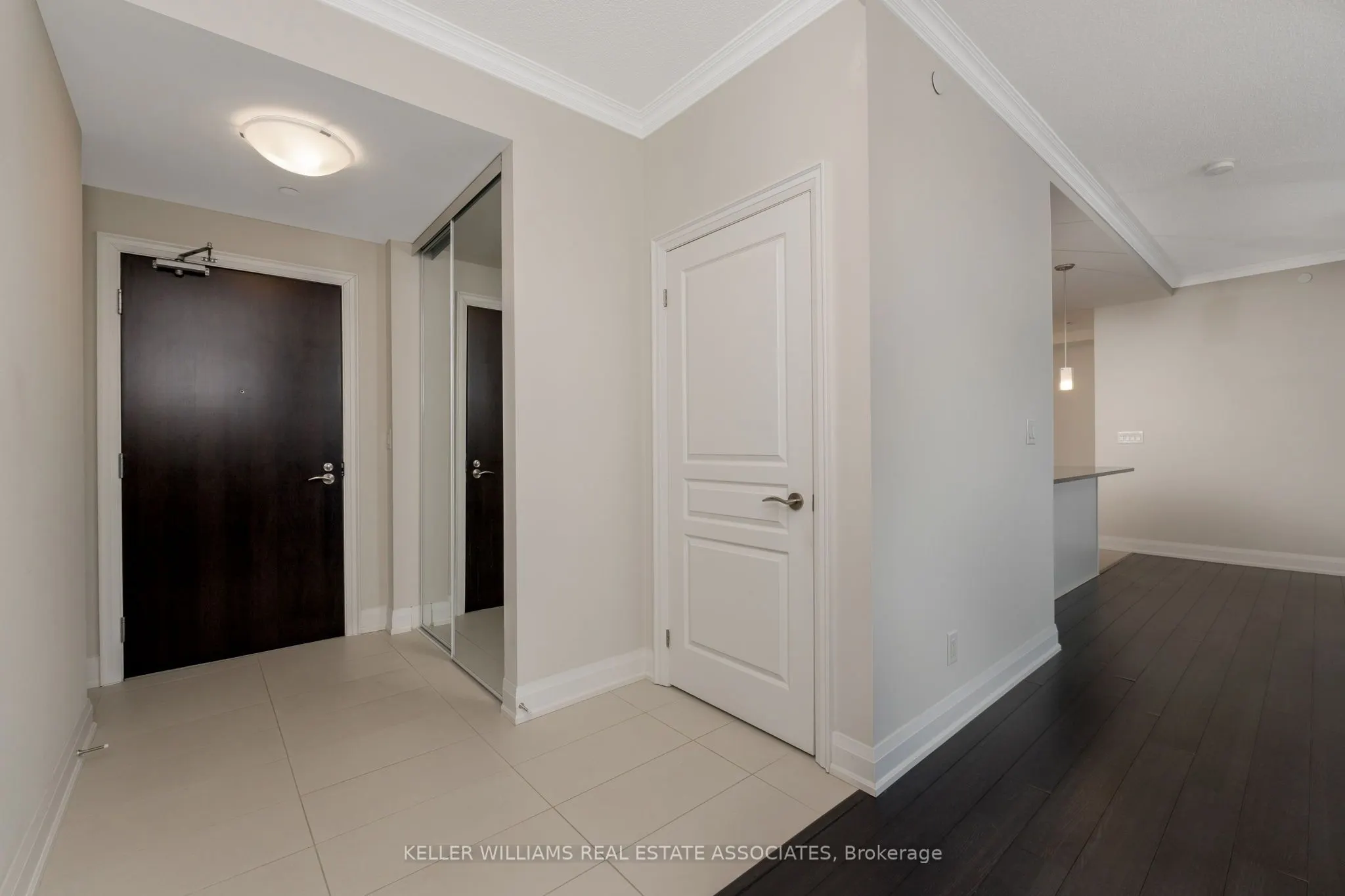 50 Hall Road, #403