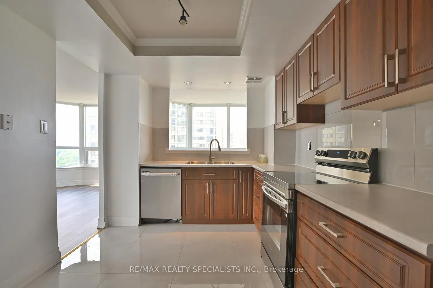 8 Lisa Street, #1901