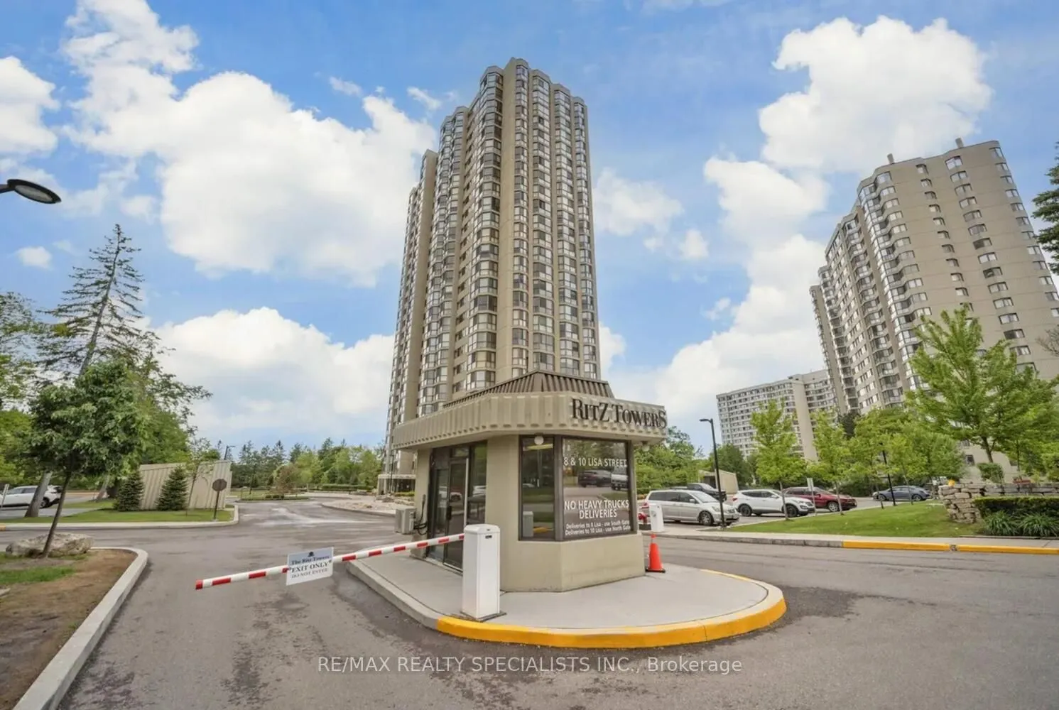 8 Lisa Street, #1901