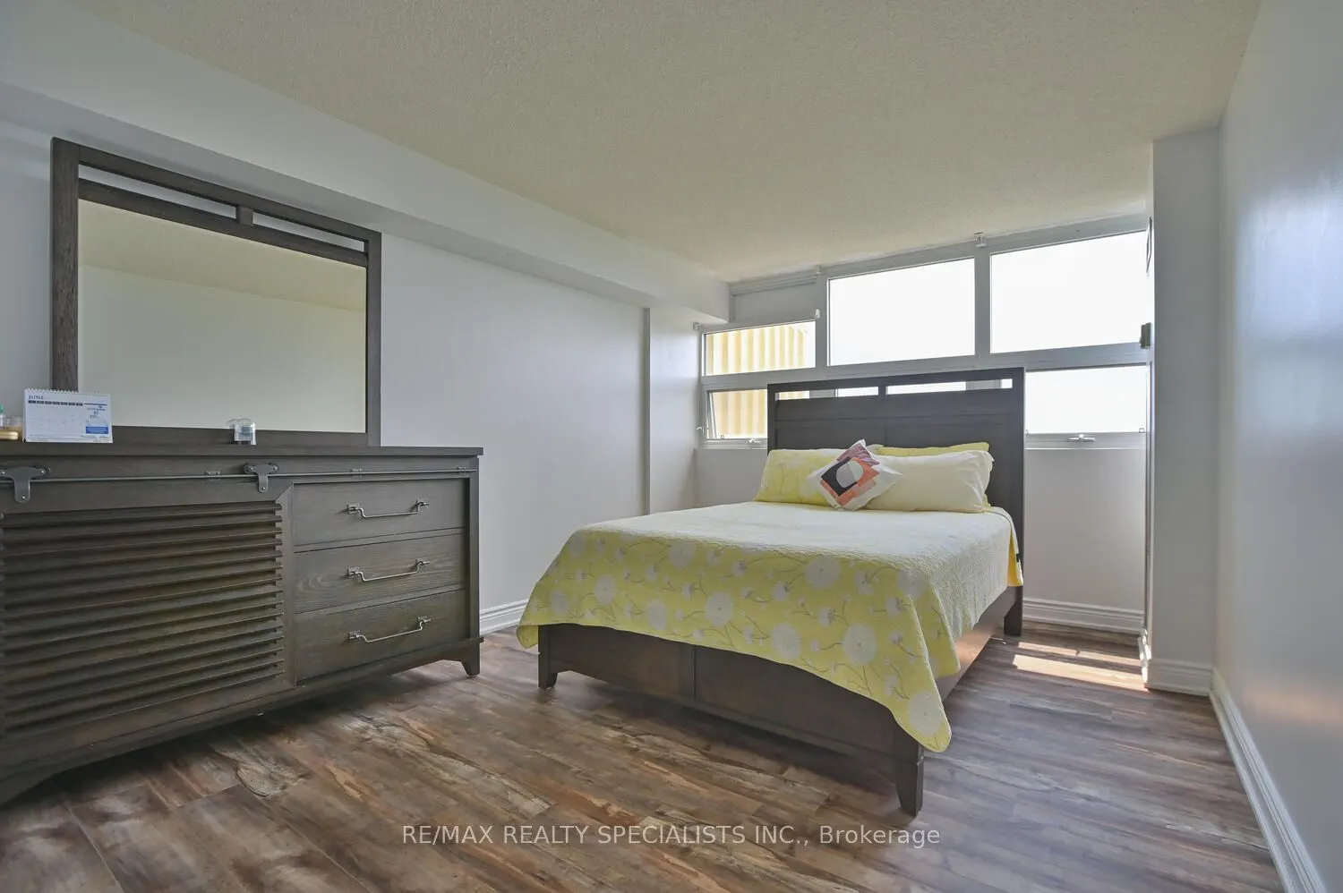 8 Lisa Street, #1901