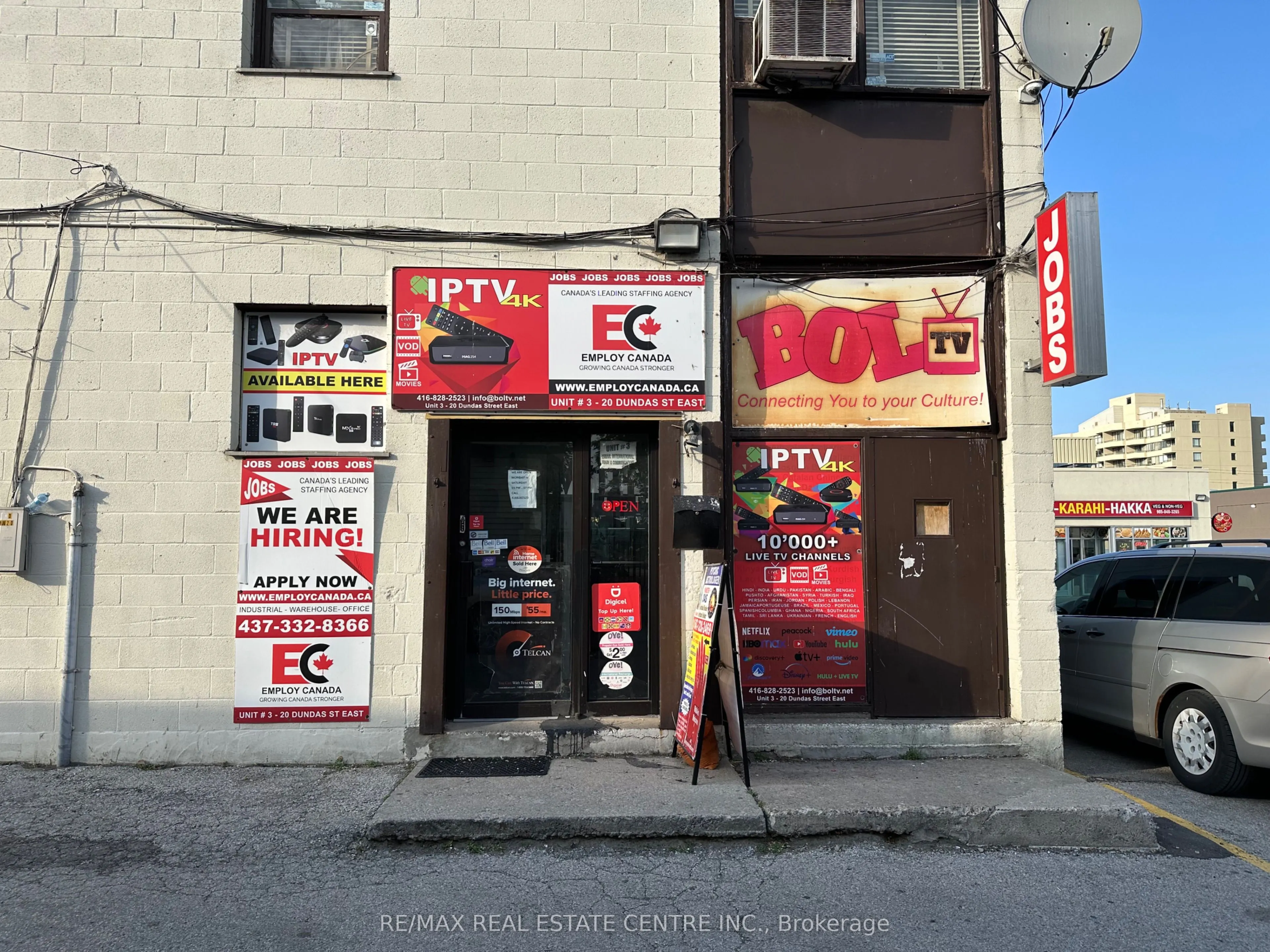 20 Dundas Street E, ##3
