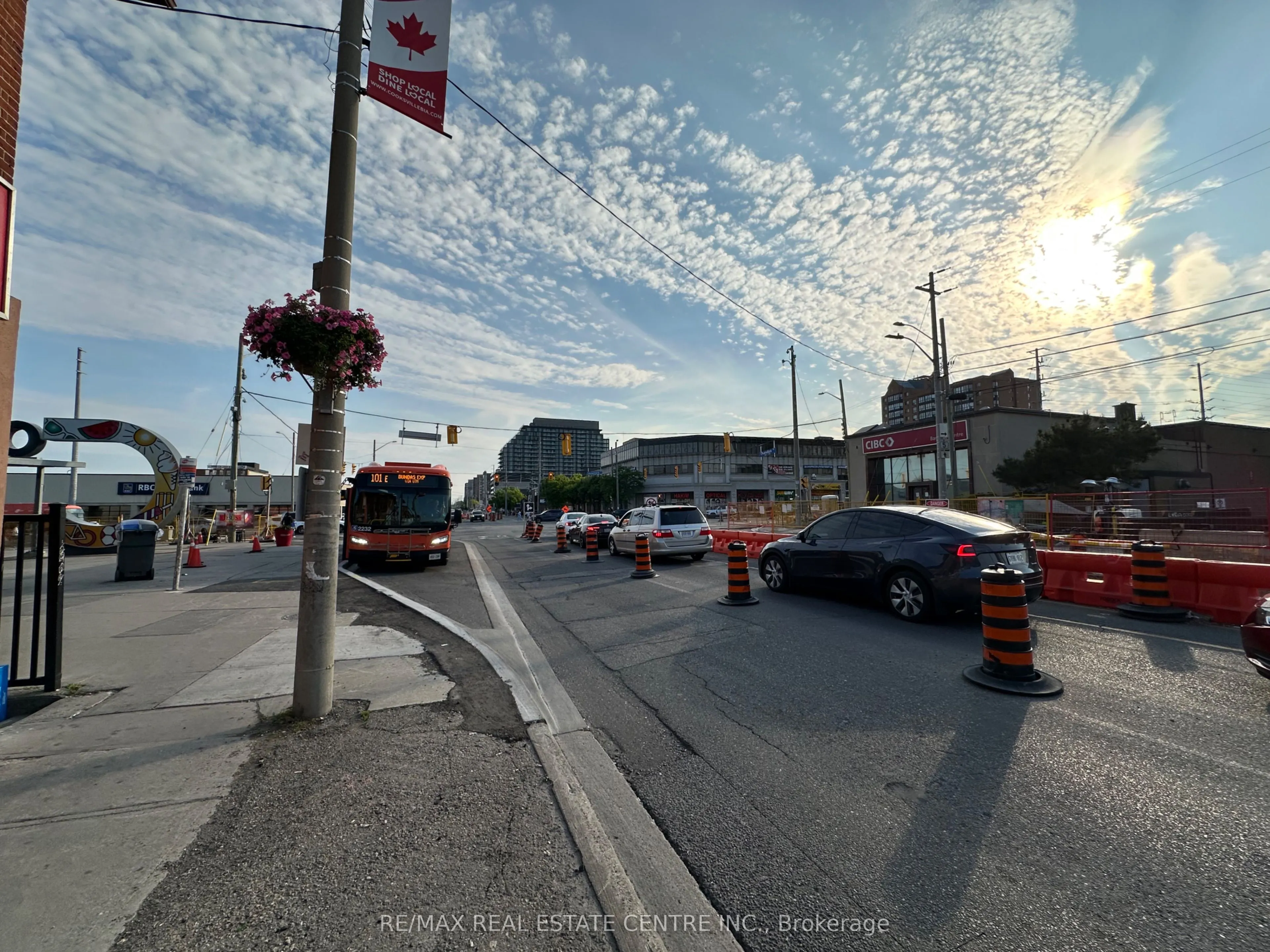20 Dundas Street E, ##3