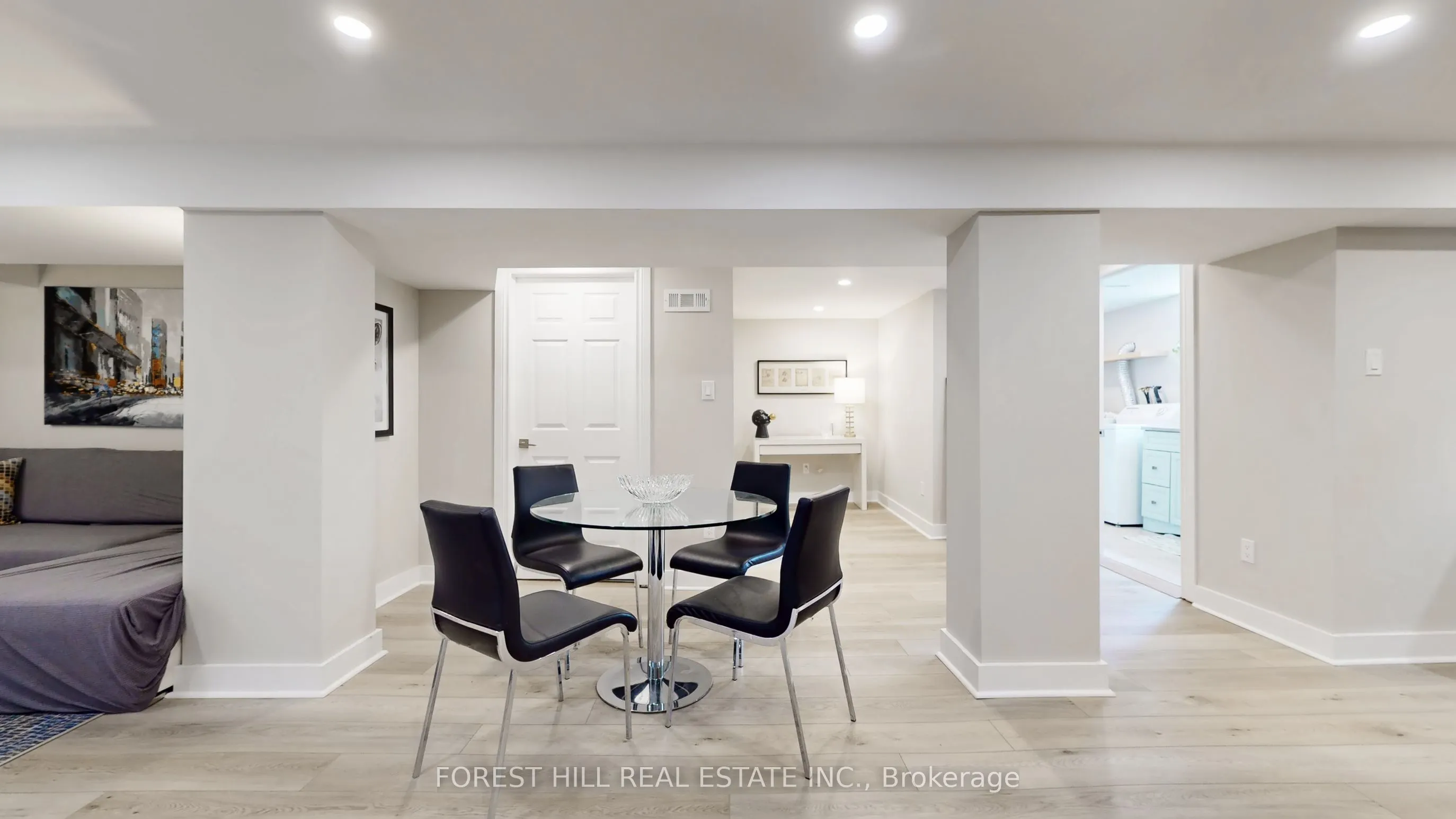 41 Lesmar Drive
