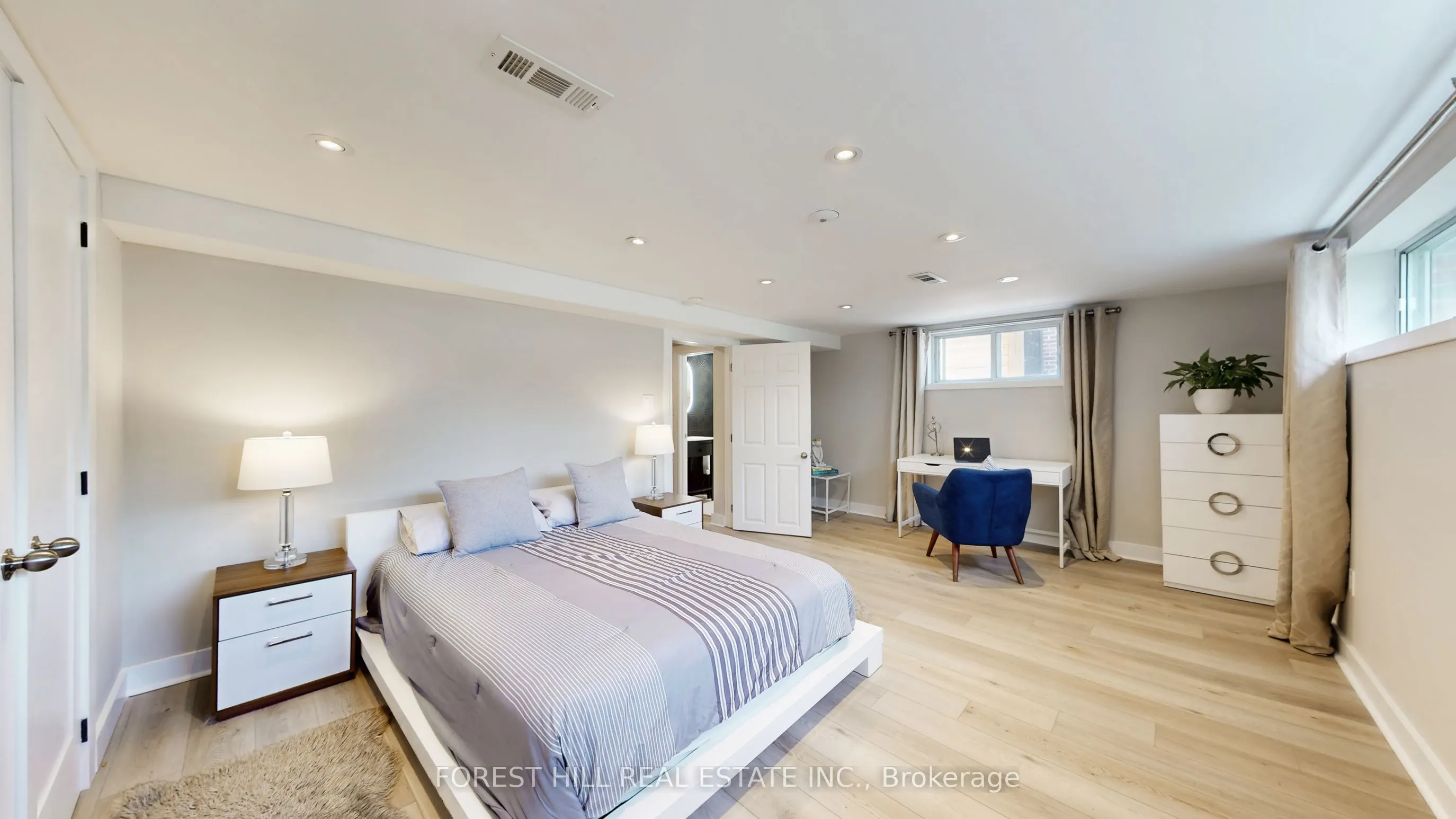 41 Lesmar Drive