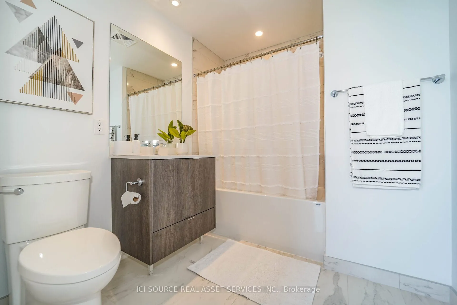 1928 Lake Shore Boulevard W, #3002