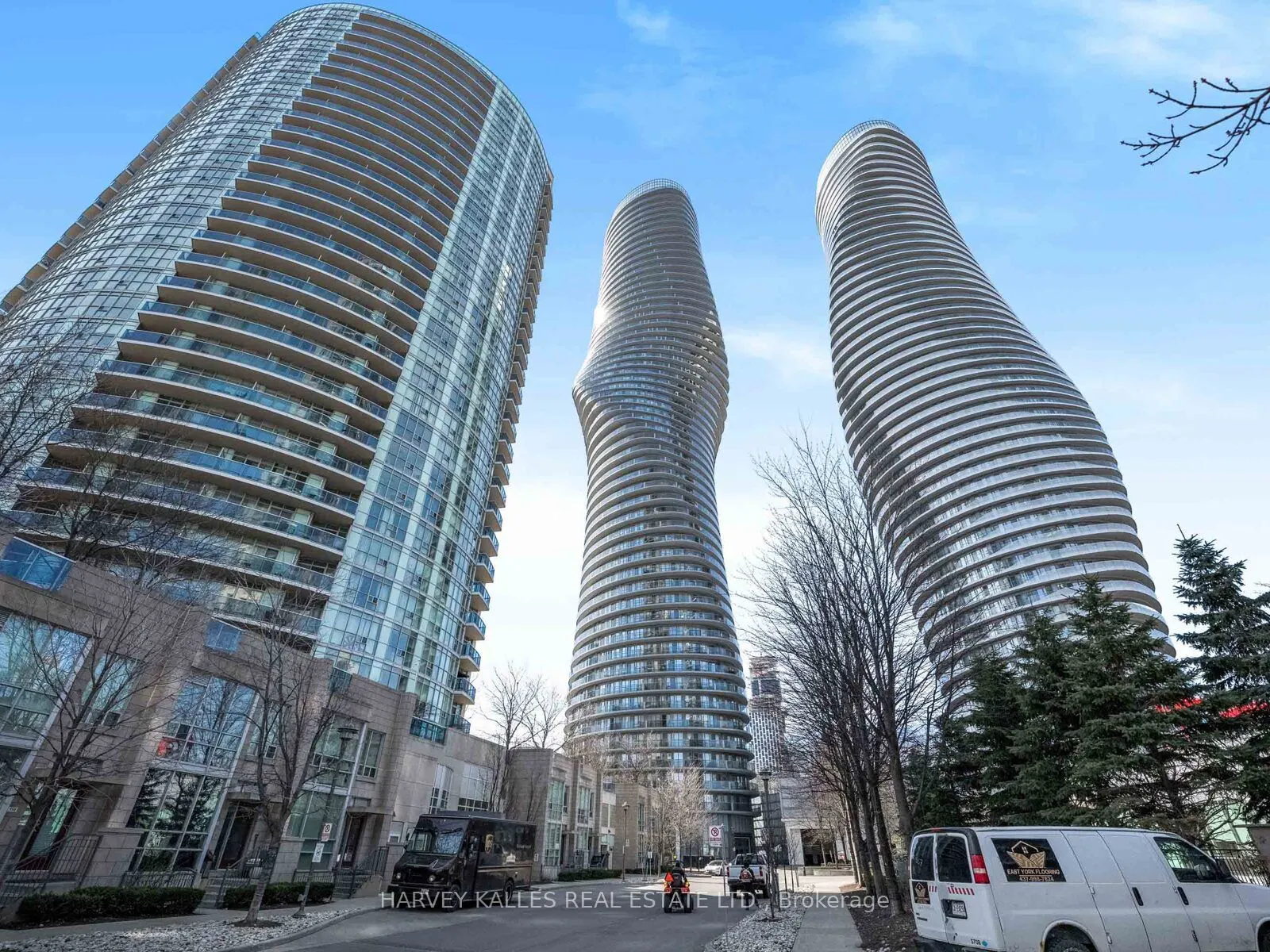 60 Absolute Avenue, #602