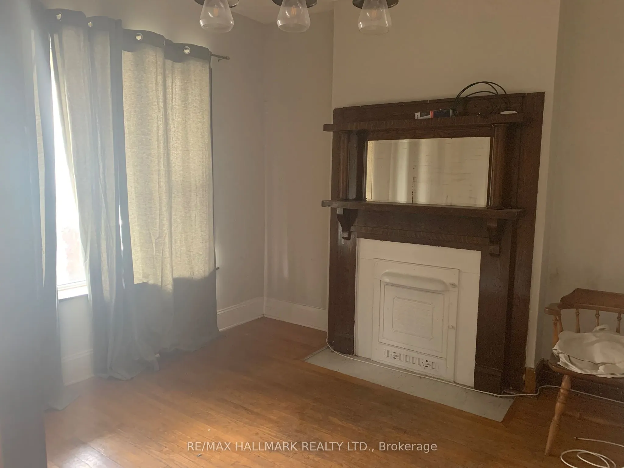 295 Old Weston Road
