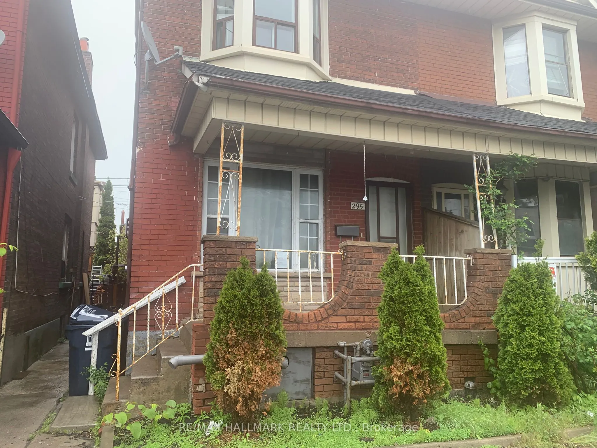 295 Old Weston Road