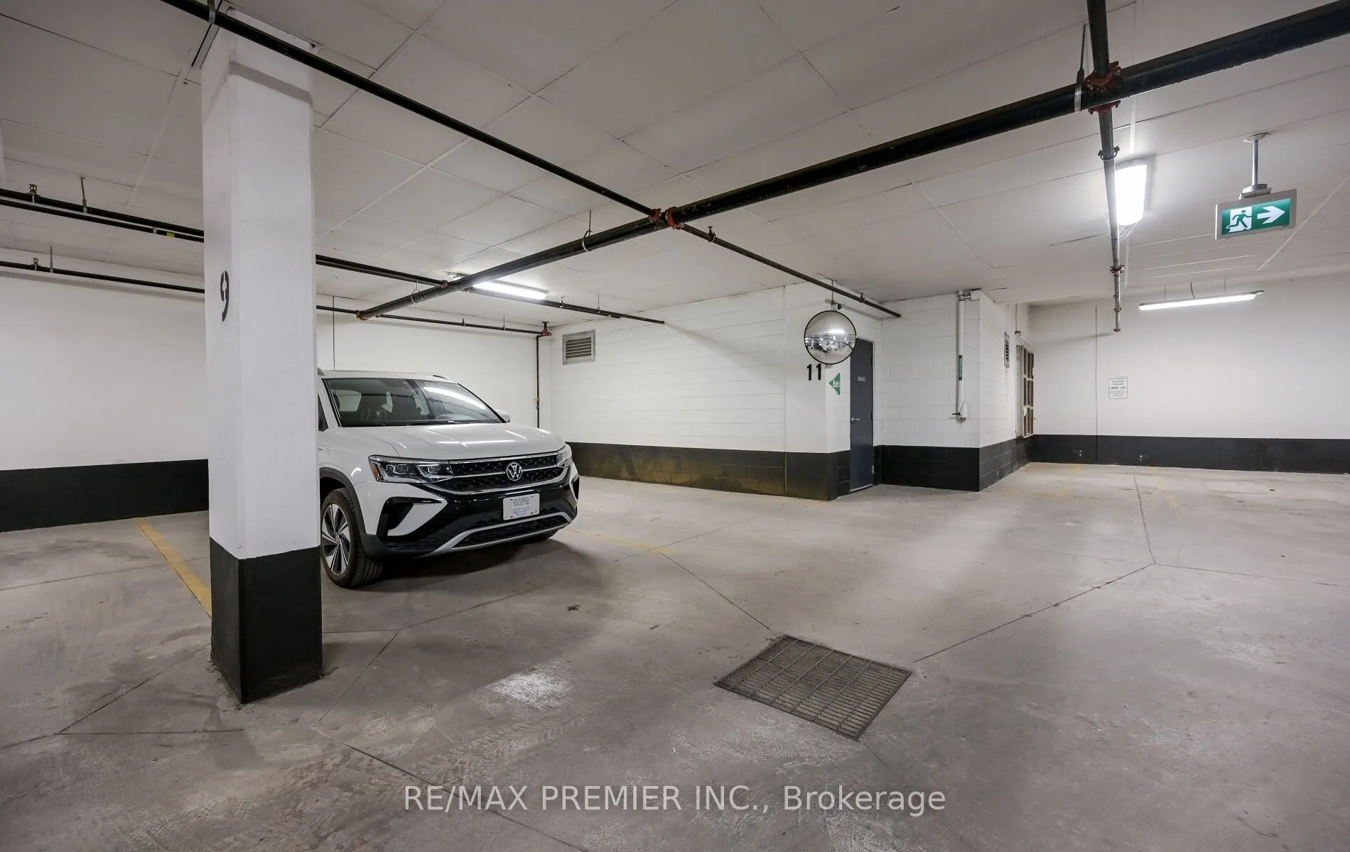 30 Fieldway Road W, #88
