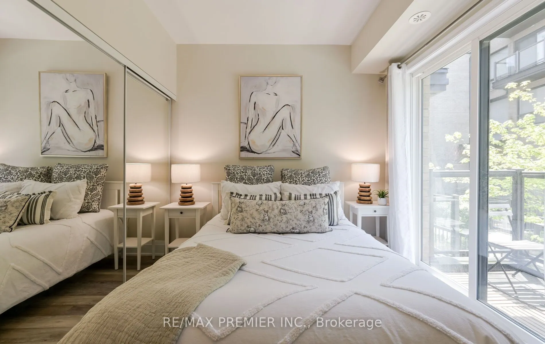 30 Fieldway Road W, #88