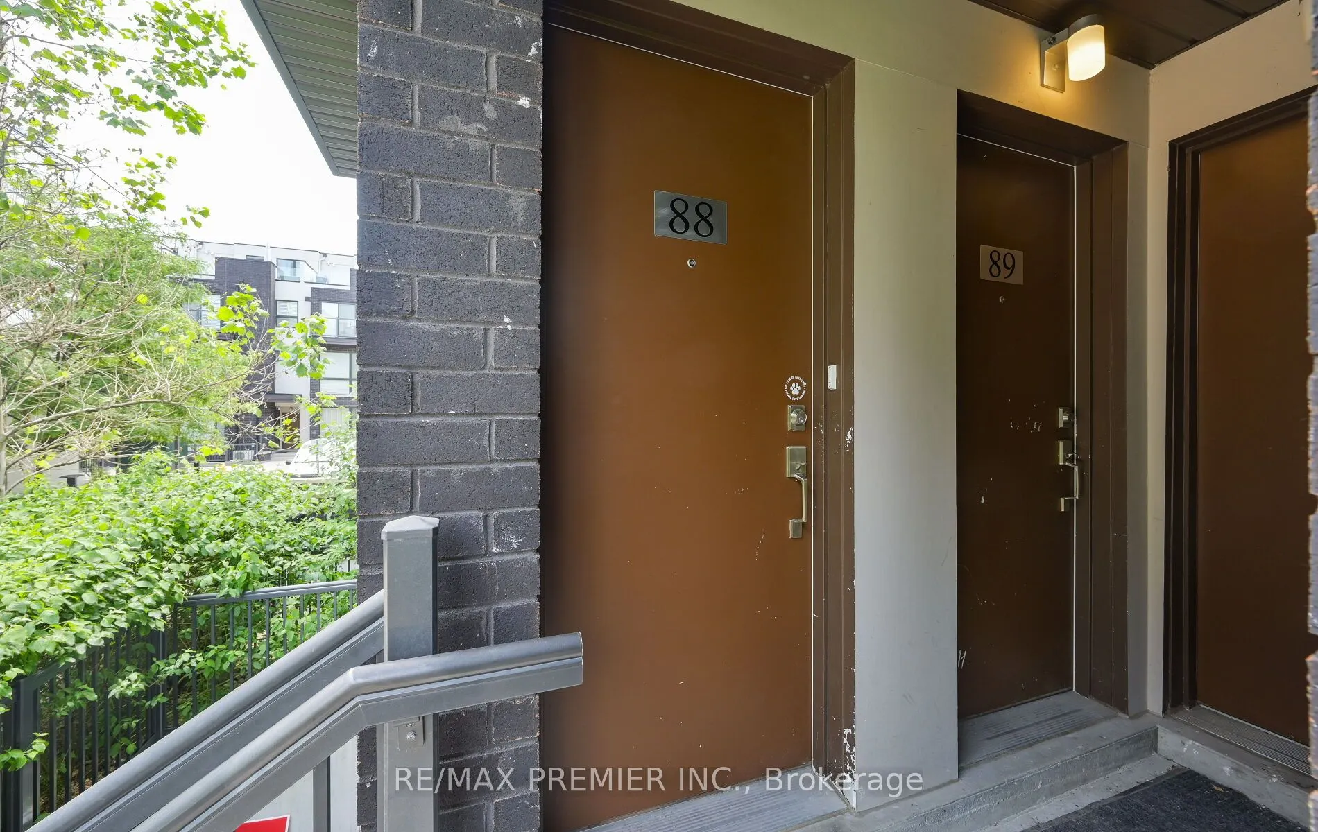 30 Fieldway Road W, #88
