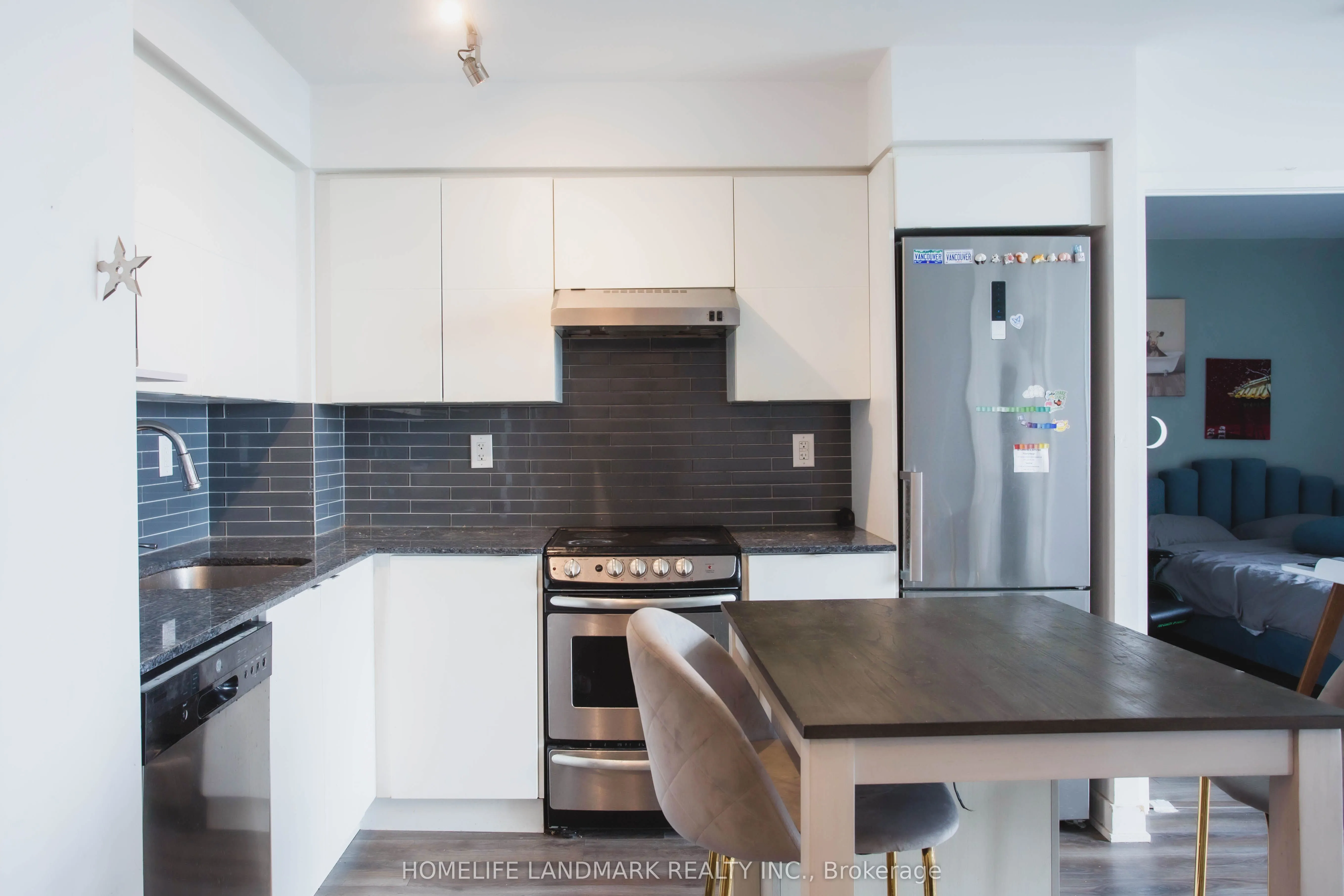 160 Flemington Road, #1522
