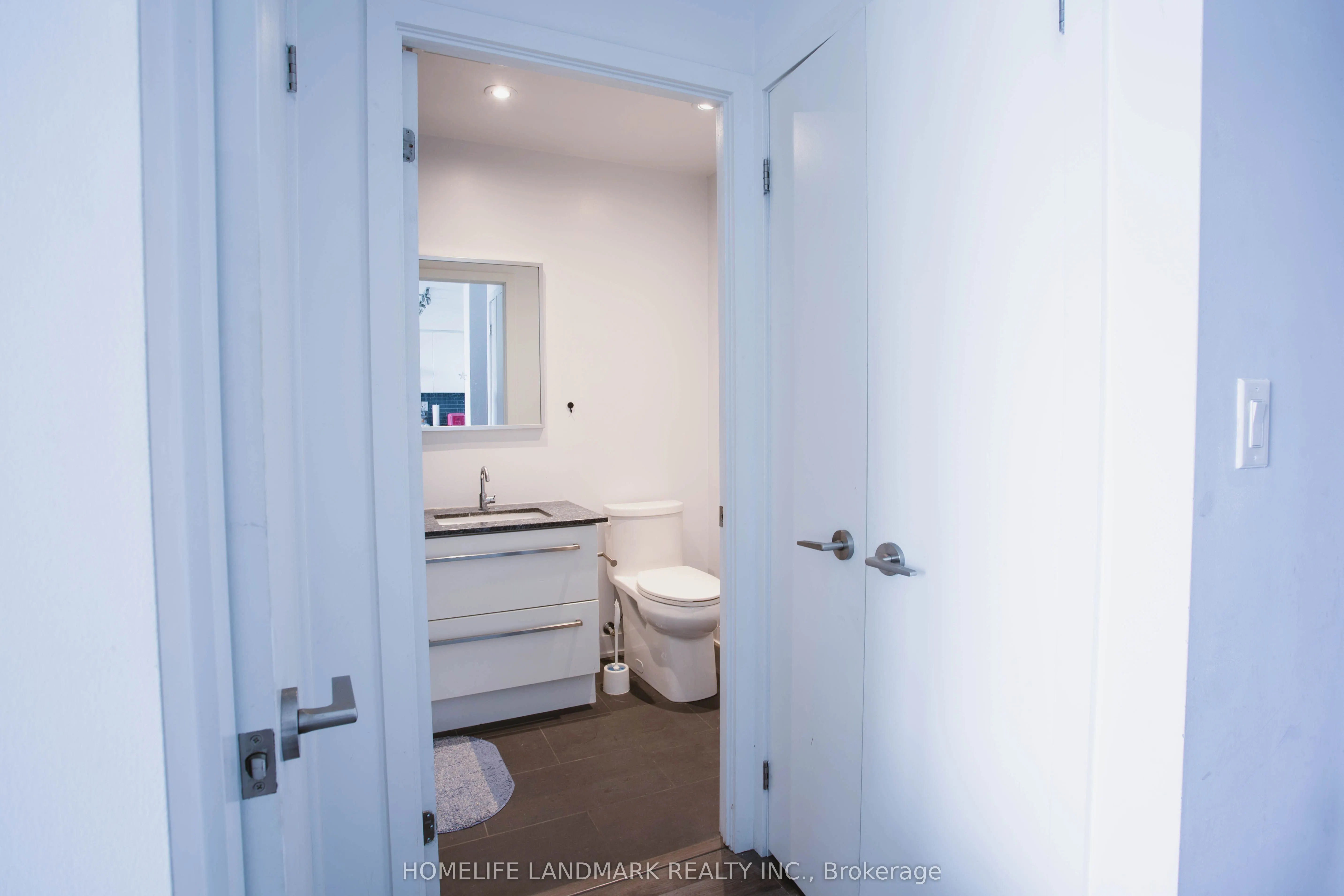 160 Flemington Road, #1522