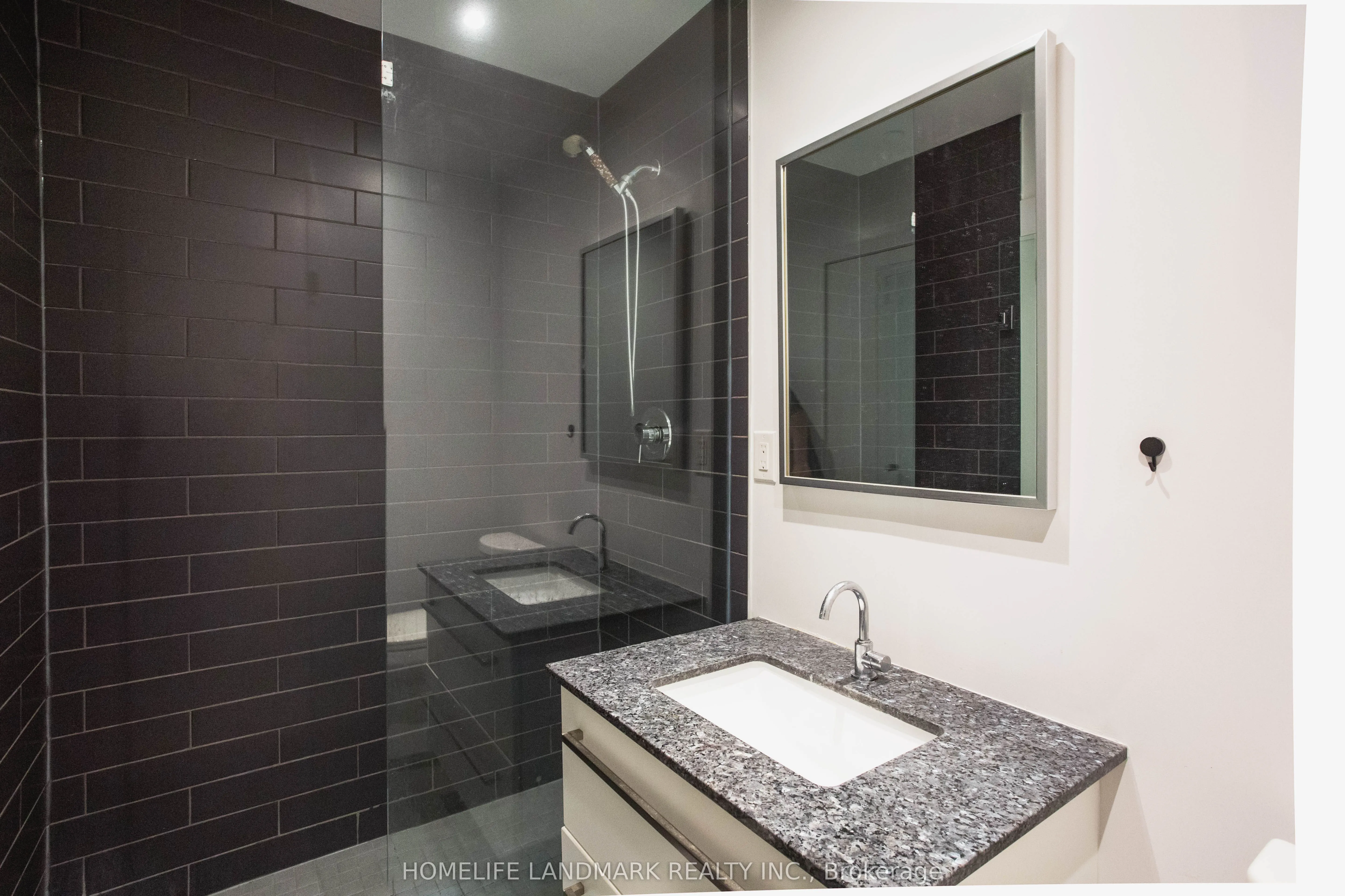 160 Flemington Road, #1522