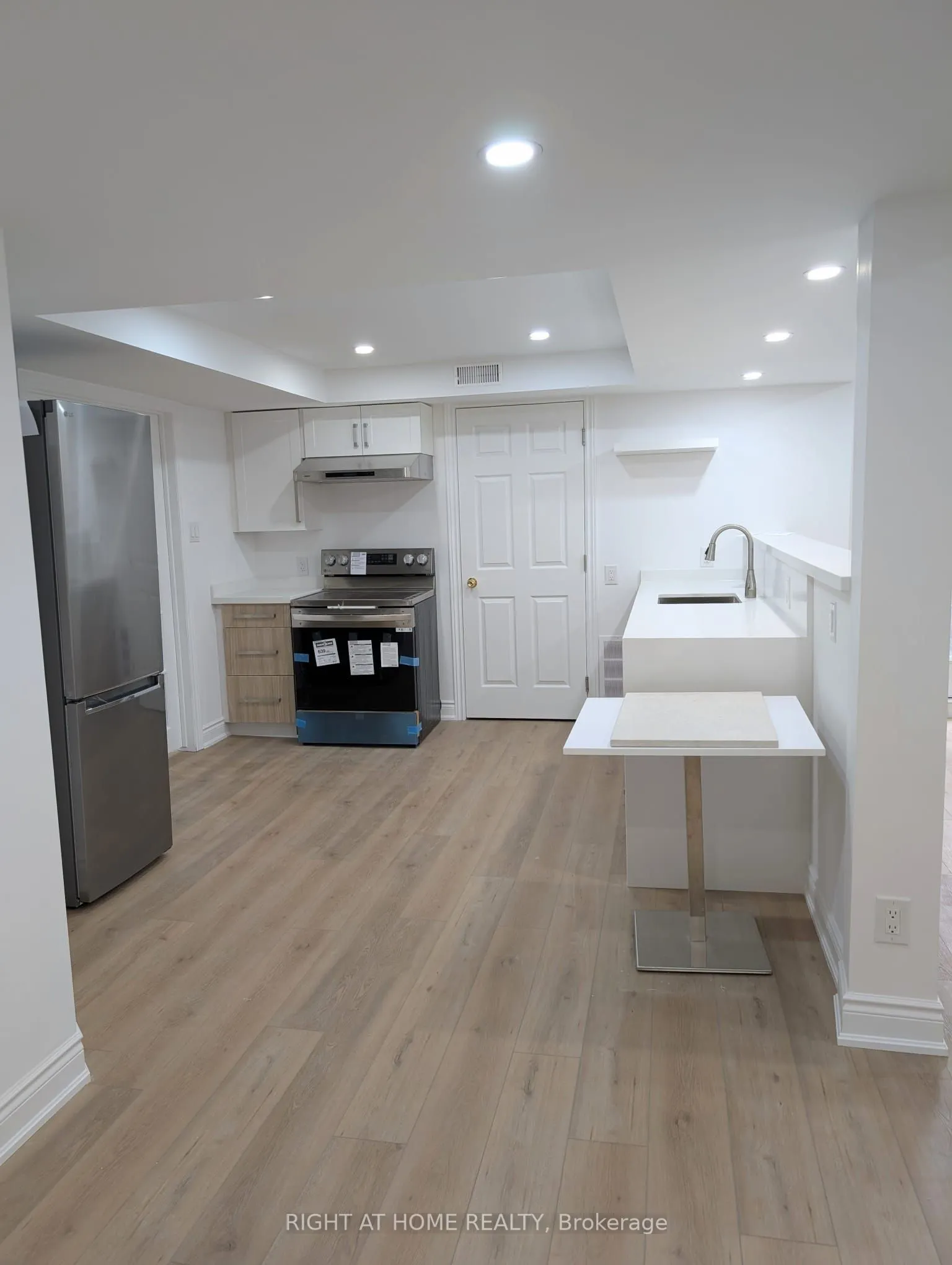 5436 Edencroft Crescent