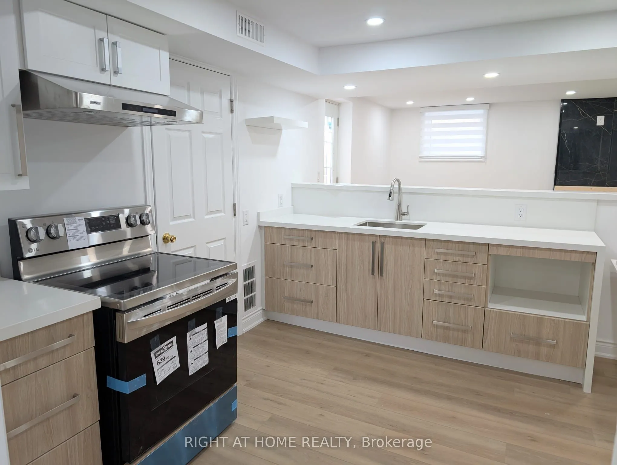 5436 Edencroft Crescent
