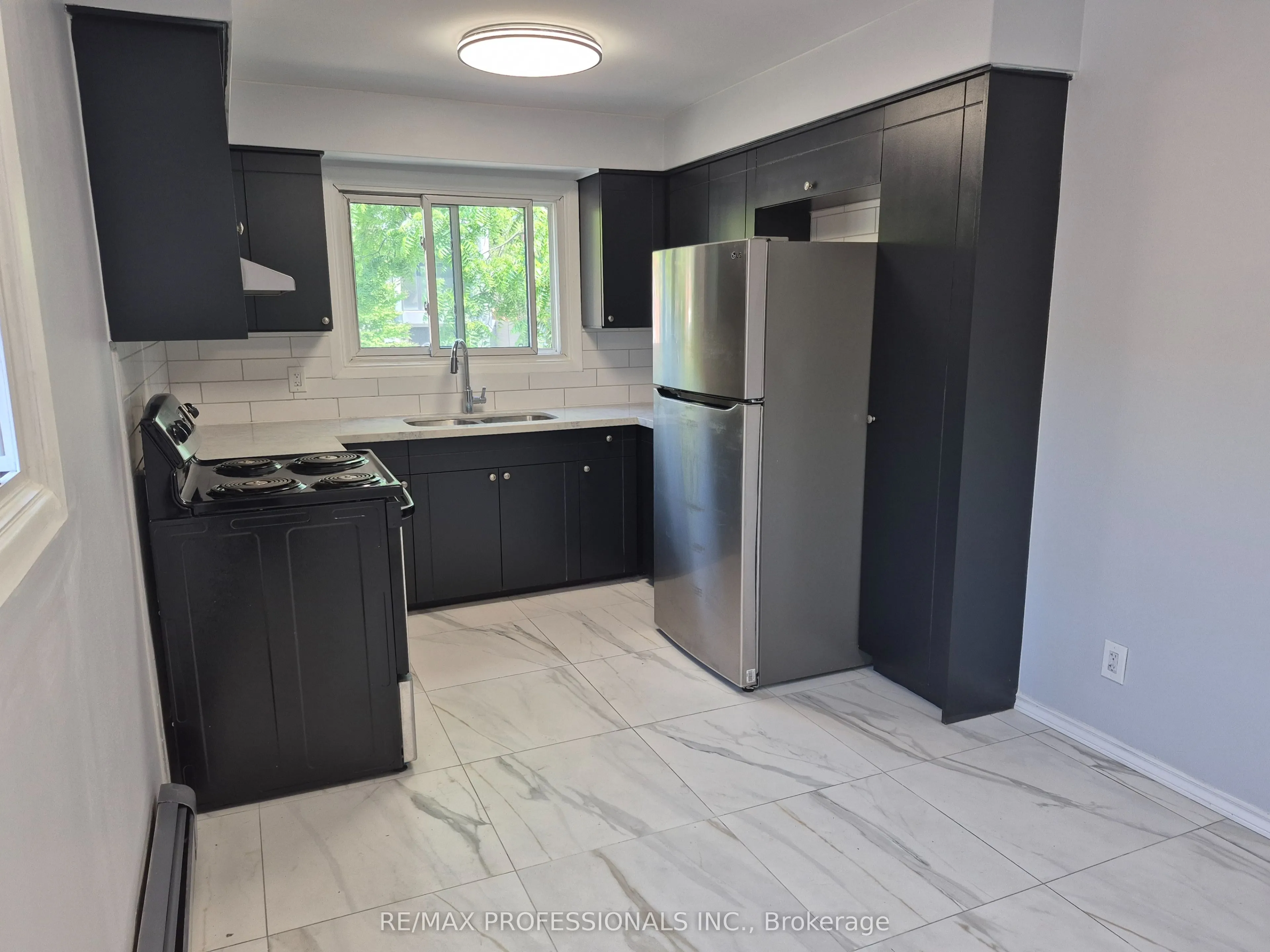 9 Branch Avenue, #MAIN