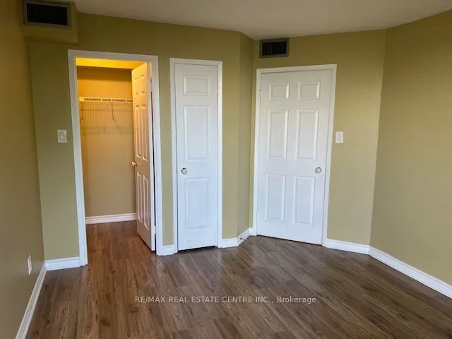 45 Kingsbridge Garden Circle, #401