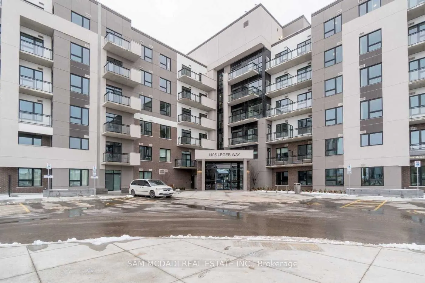 1105 Leger Way, #122