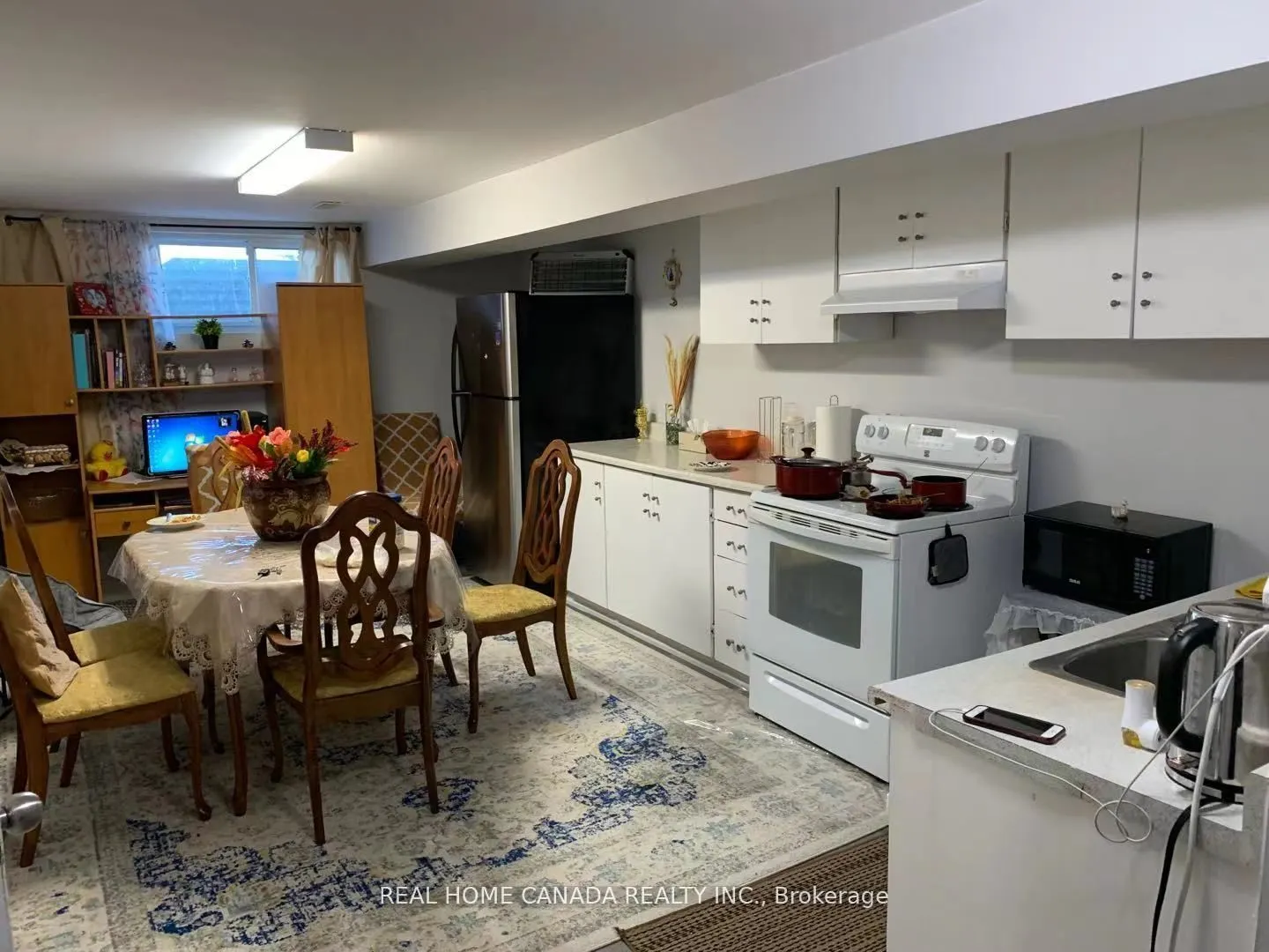 871 Consort Crescent, #(Basement)