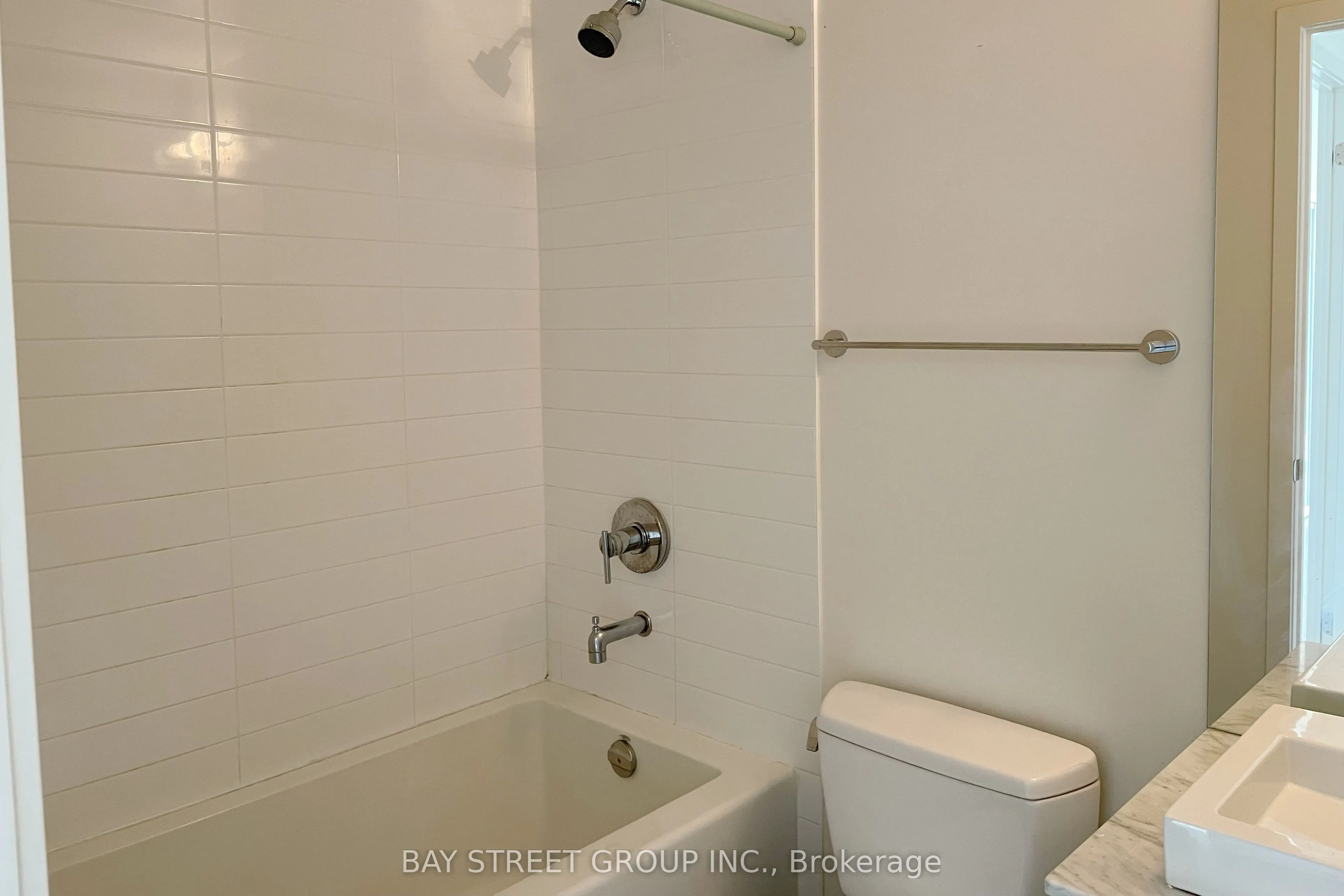 105 The Queensway Avenue, #1510