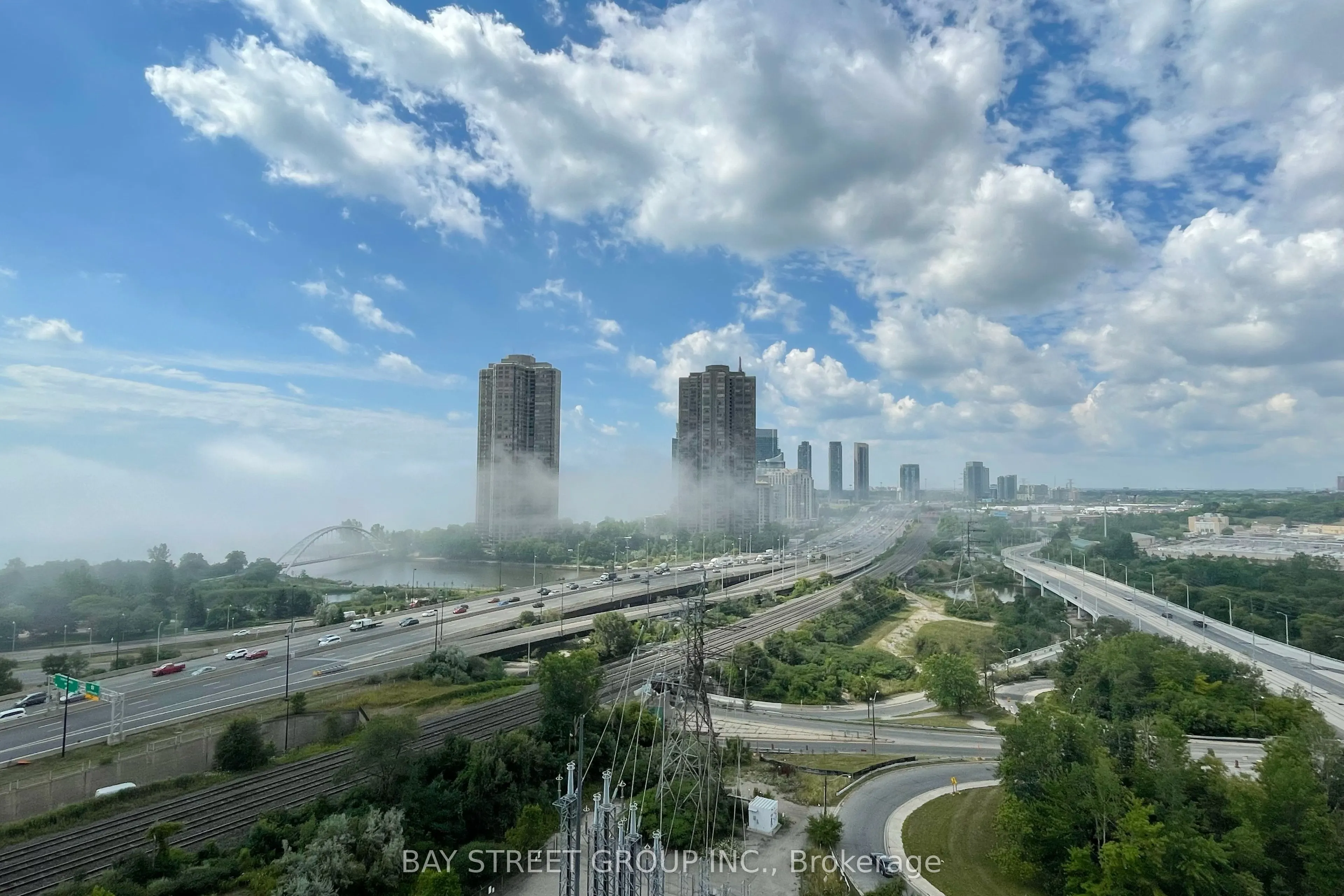 105 The Queensway Avenue, #1510