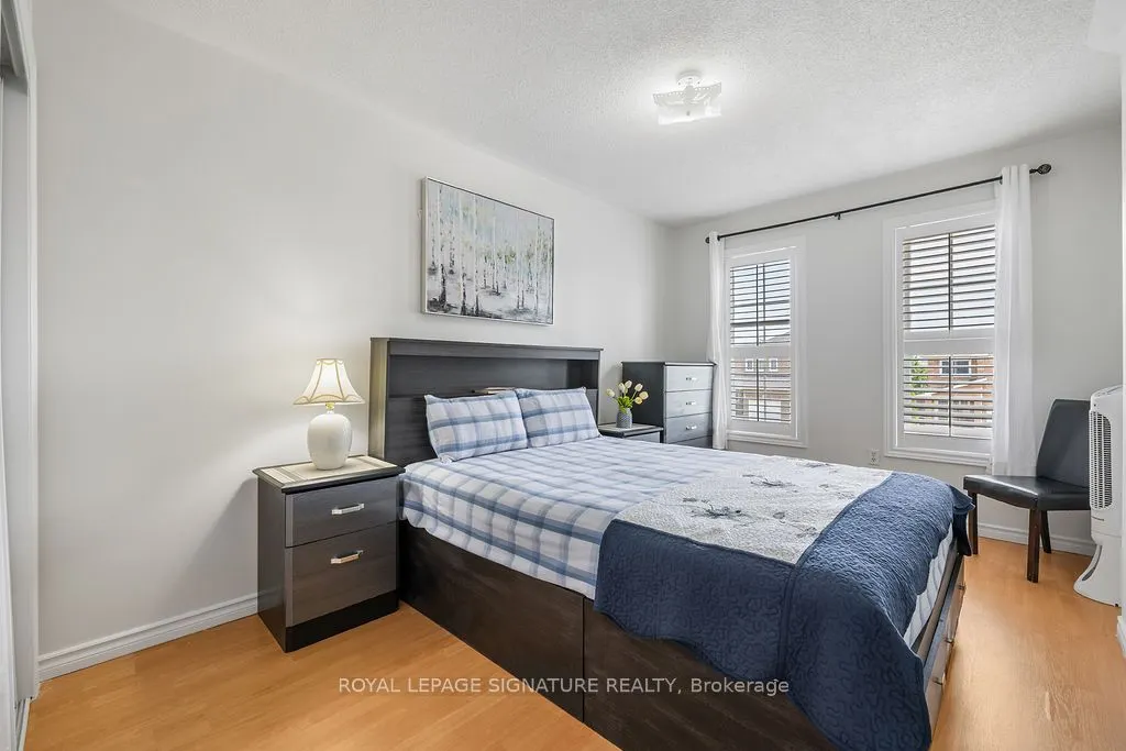 20 Tessler Crescent