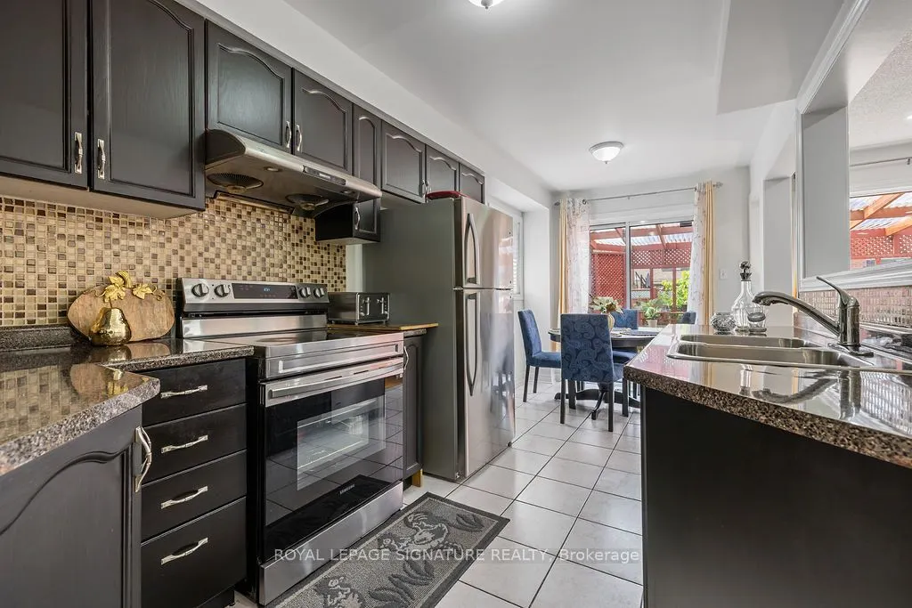 20 Tessler Crescent