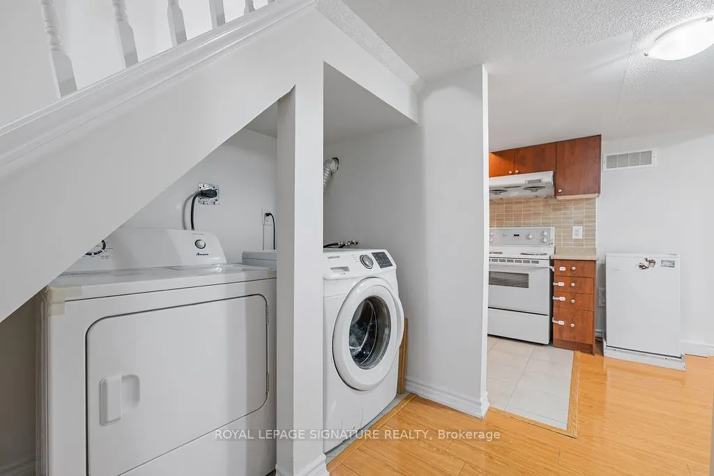 20 Tessler Crescent