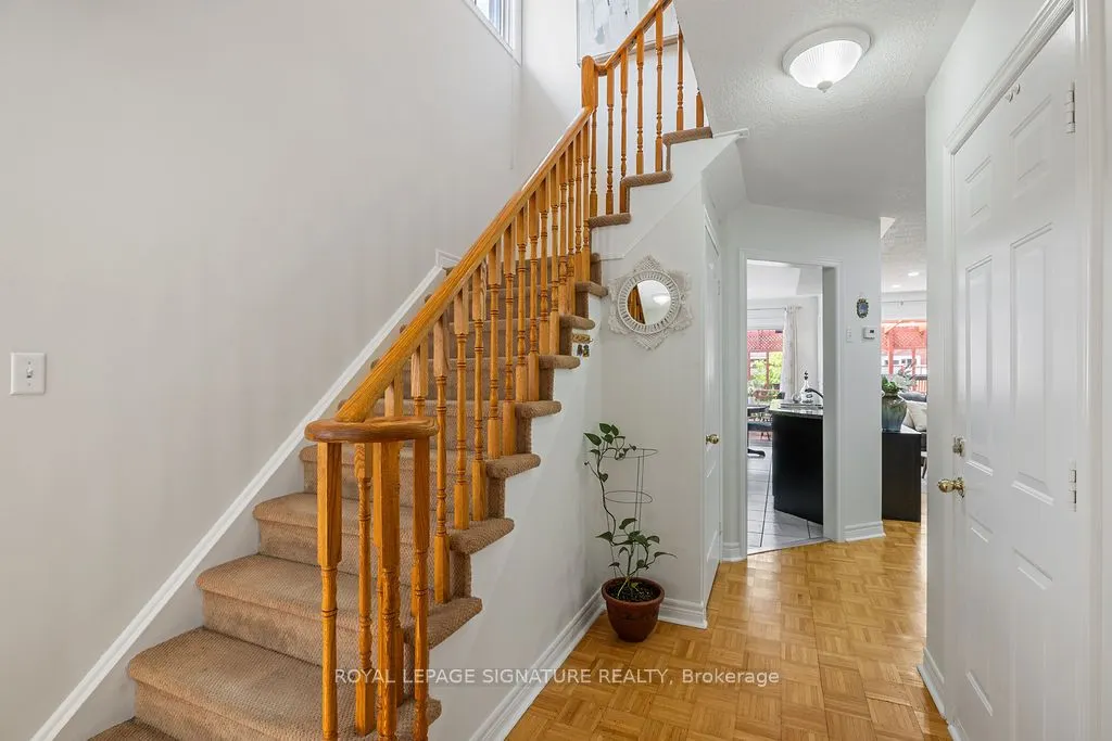 20 Tessler Crescent