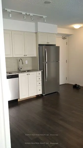 830 Lawrence Avenue W, #917
