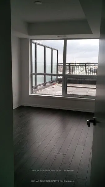 830 Lawrence Avenue W, #917