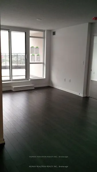 830 Lawrence Avenue W, #917