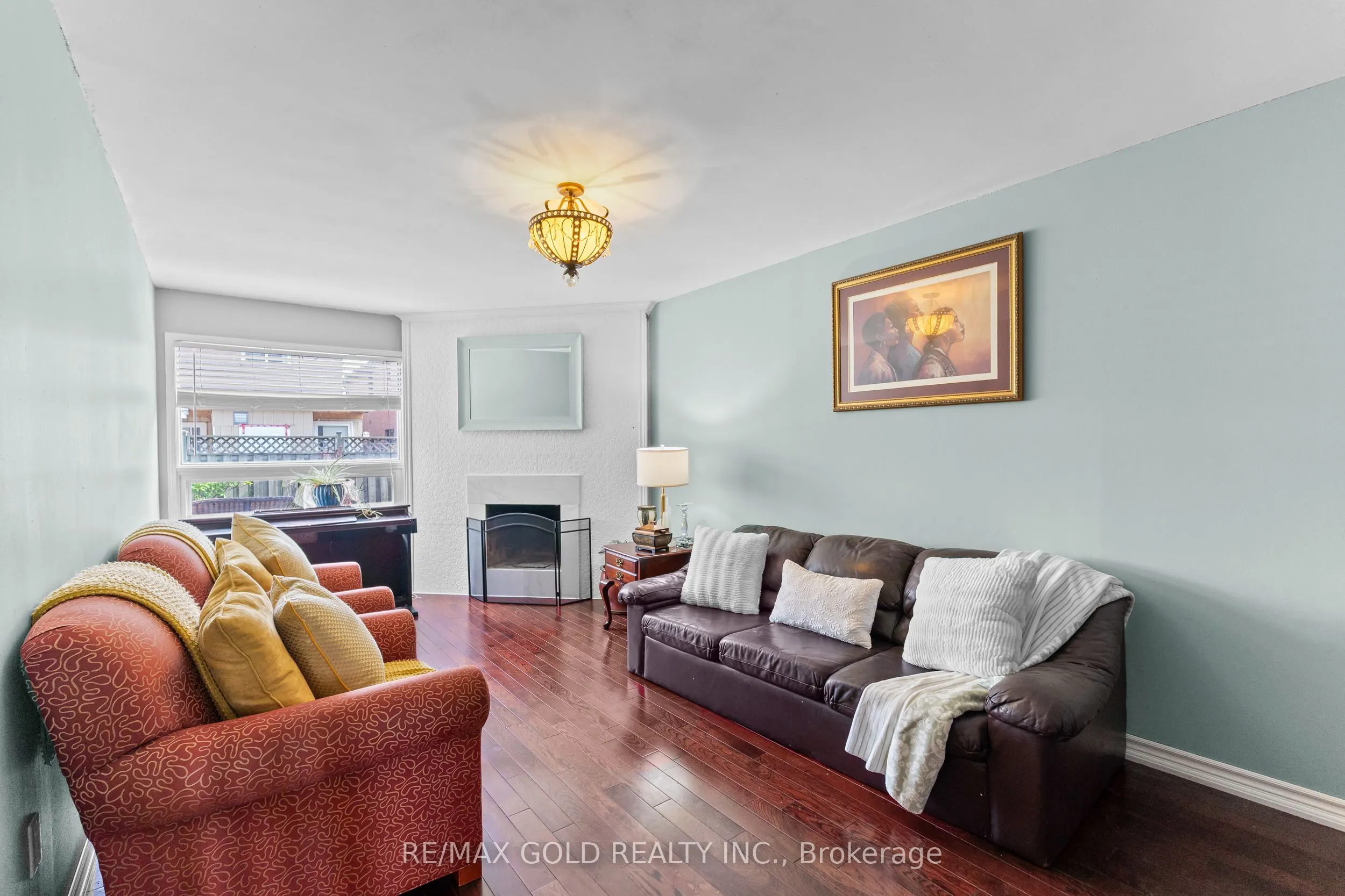 31 CASTLEHILL Road