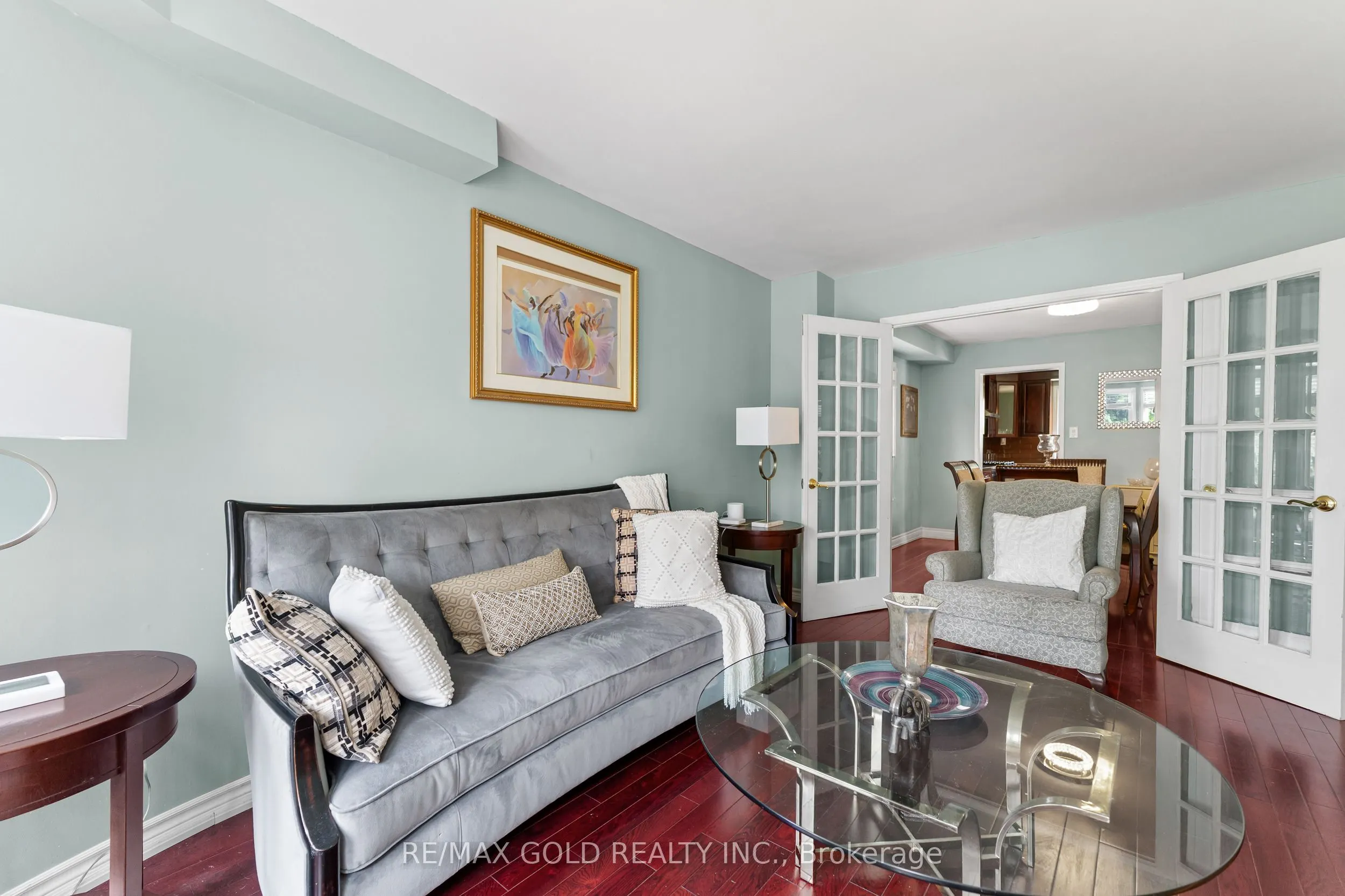 31 CASTLEHILL Road