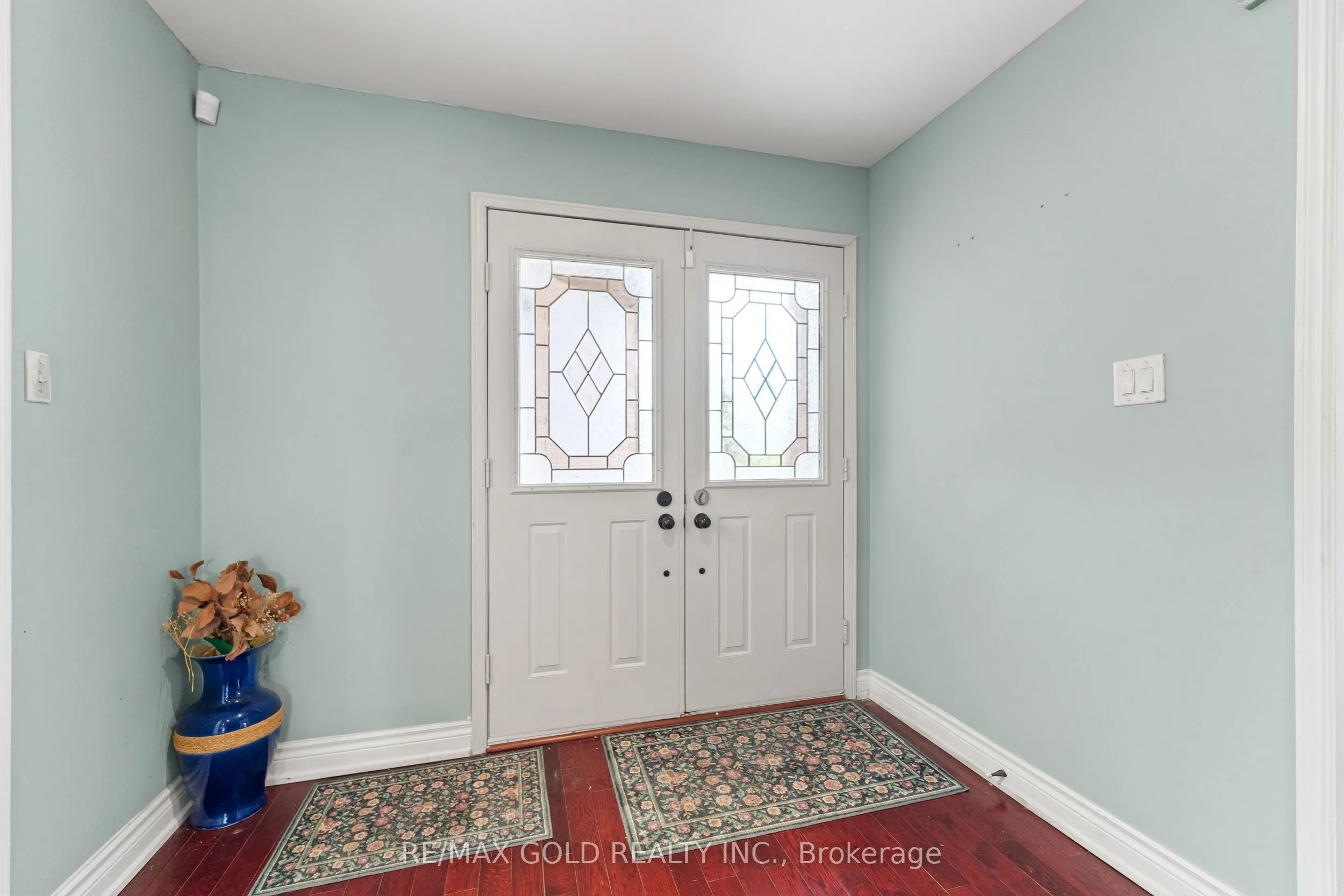 31 CASTLEHILL Road