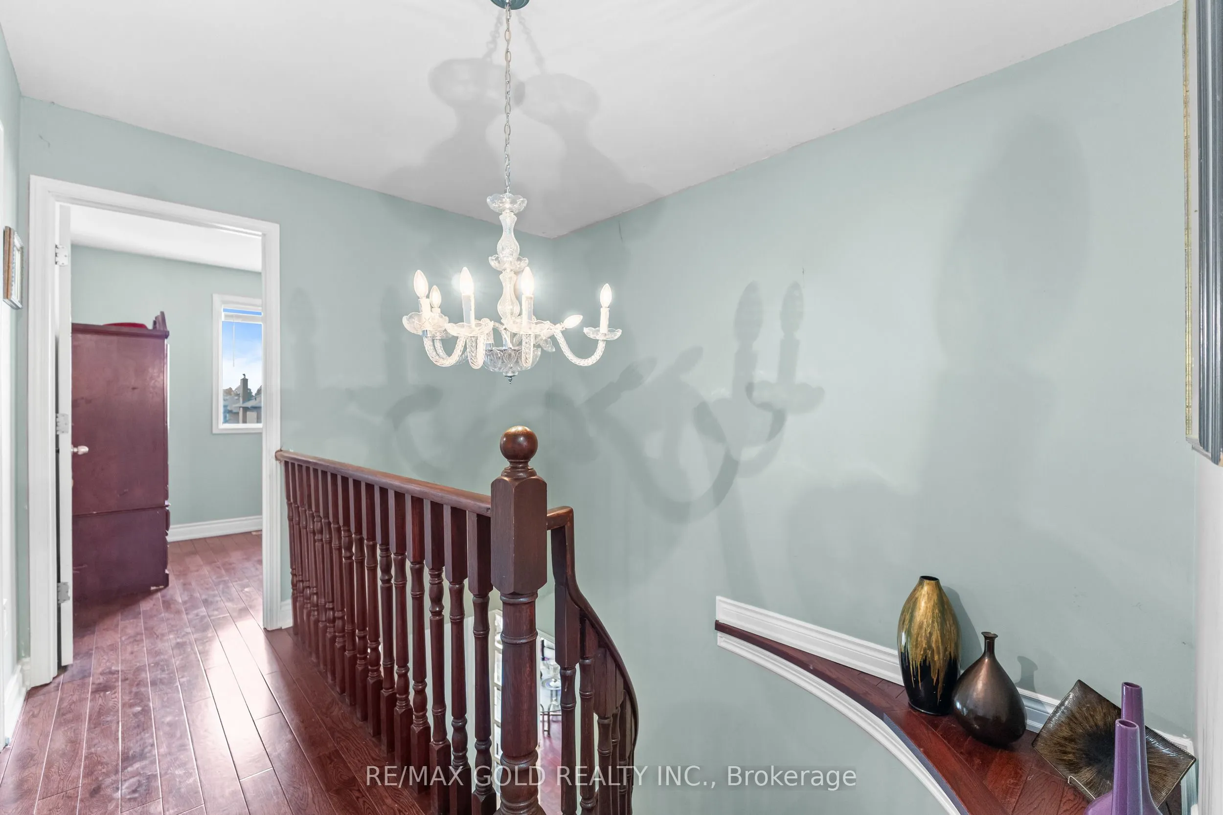 31 CASTLEHILL Road