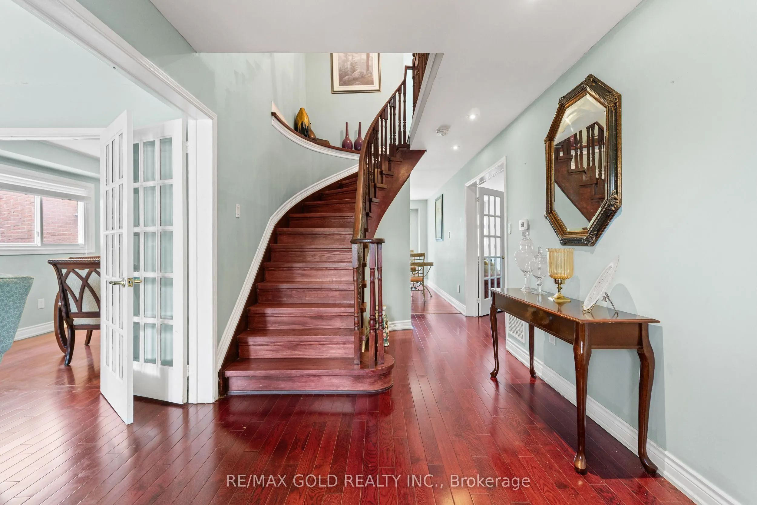 31 CASTLEHILL Road