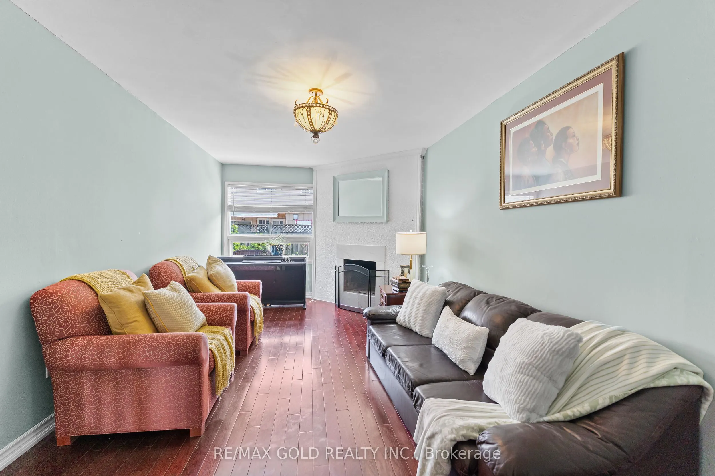 31 CASTLEHILL Road